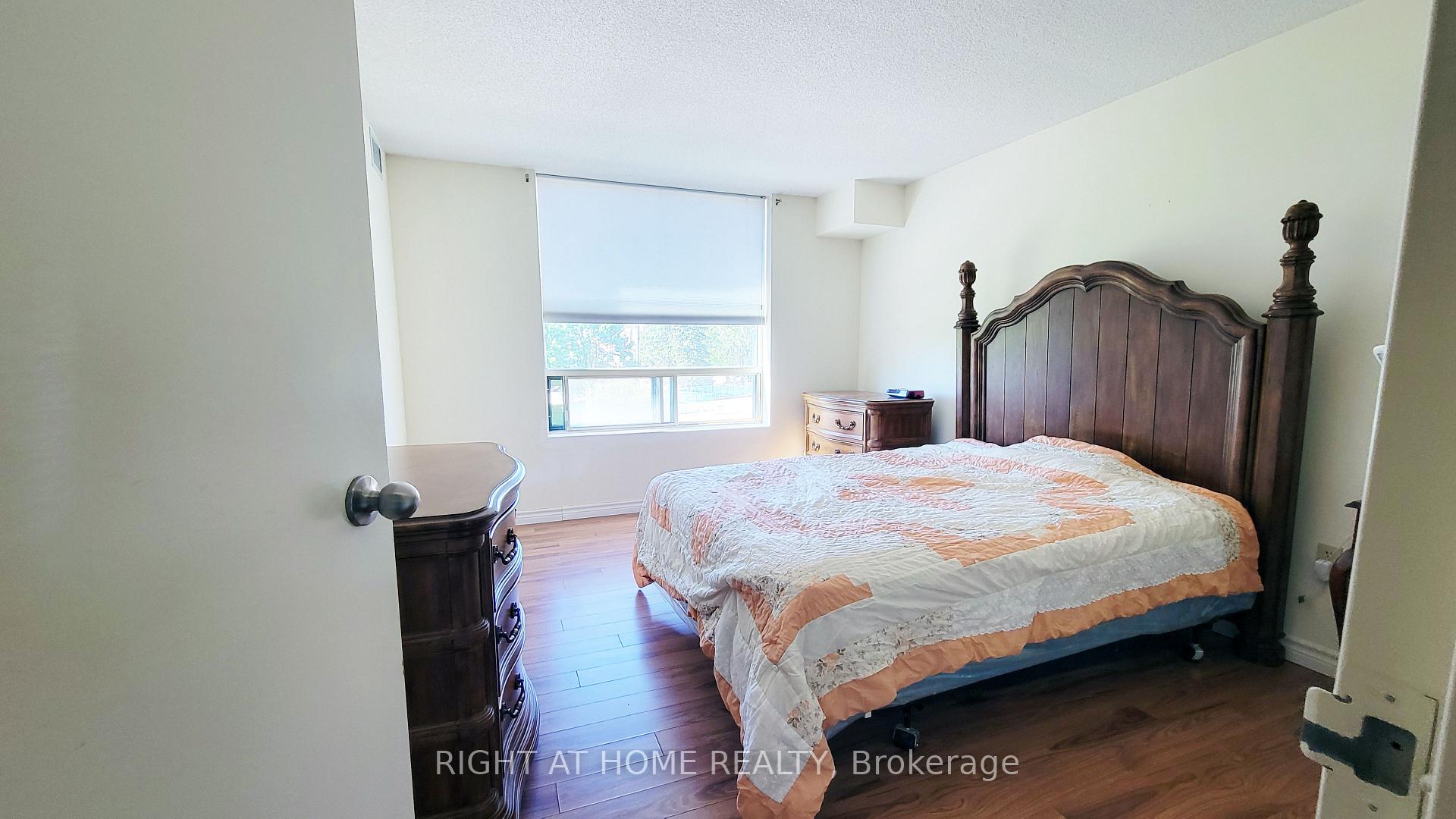 Photo 29 of Unit 302, 55 Blue Springs Drive, Waterloo, Colonial Acres — HOMEH