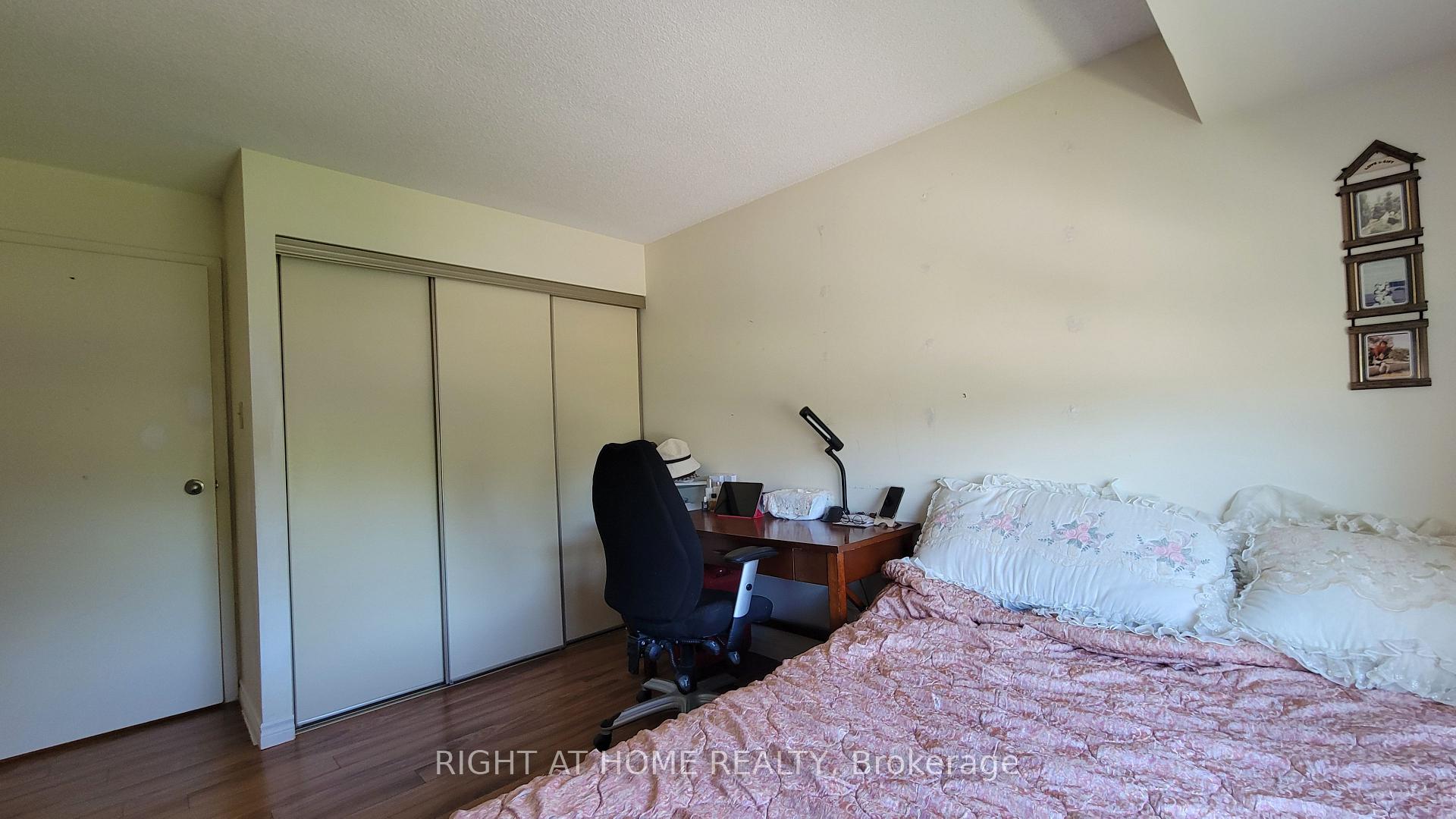 Photo 31 of Unit 302, 55 Blue Springs Drive, Waterloo, Colonial Acres — HOMEH