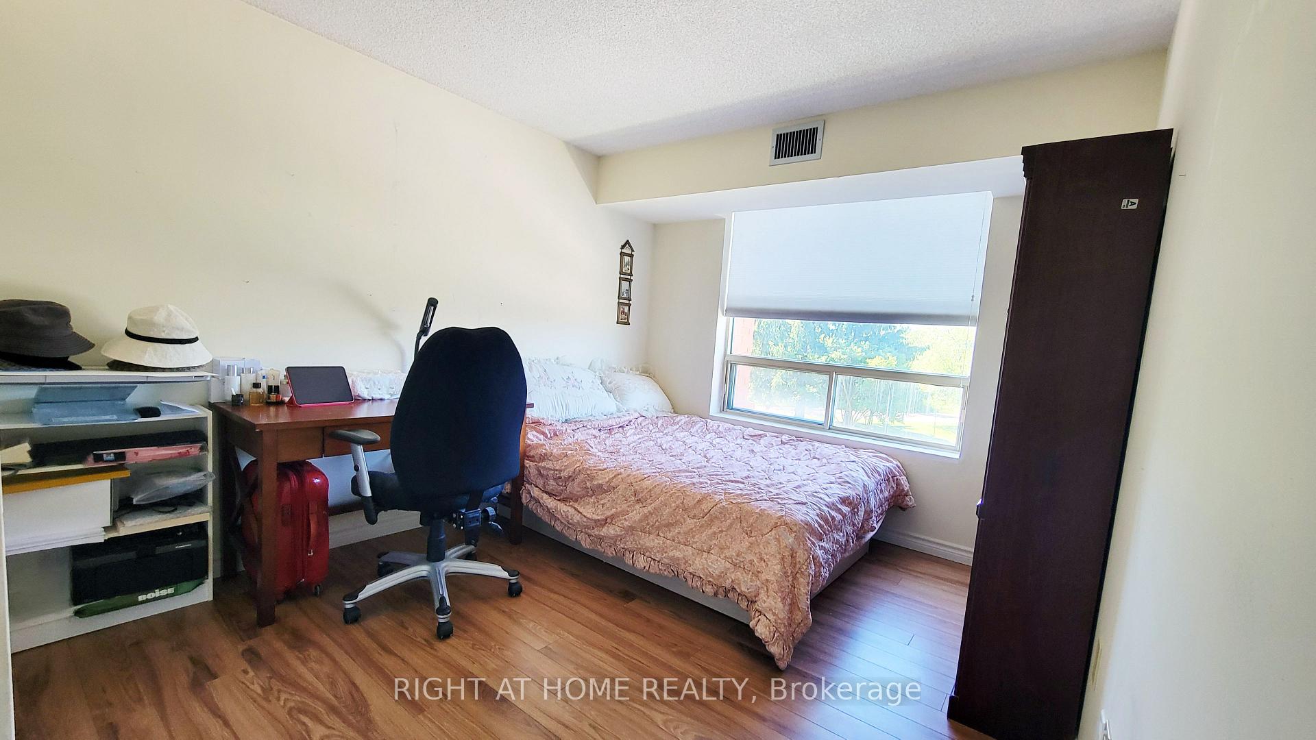 Photo 34 of Unit 302, 55 Blue Springs Drive, Waterloo, Colonial Acres — HOMEH