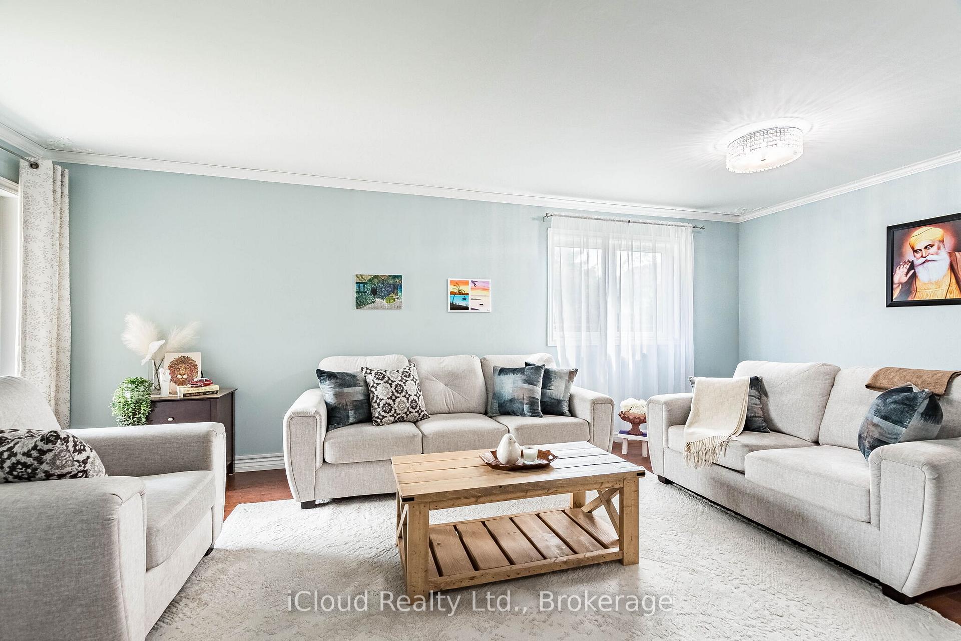 Photo 6 of 52 Buttercup Lane, Brampton, Sandringham-Wellington — HOMEH