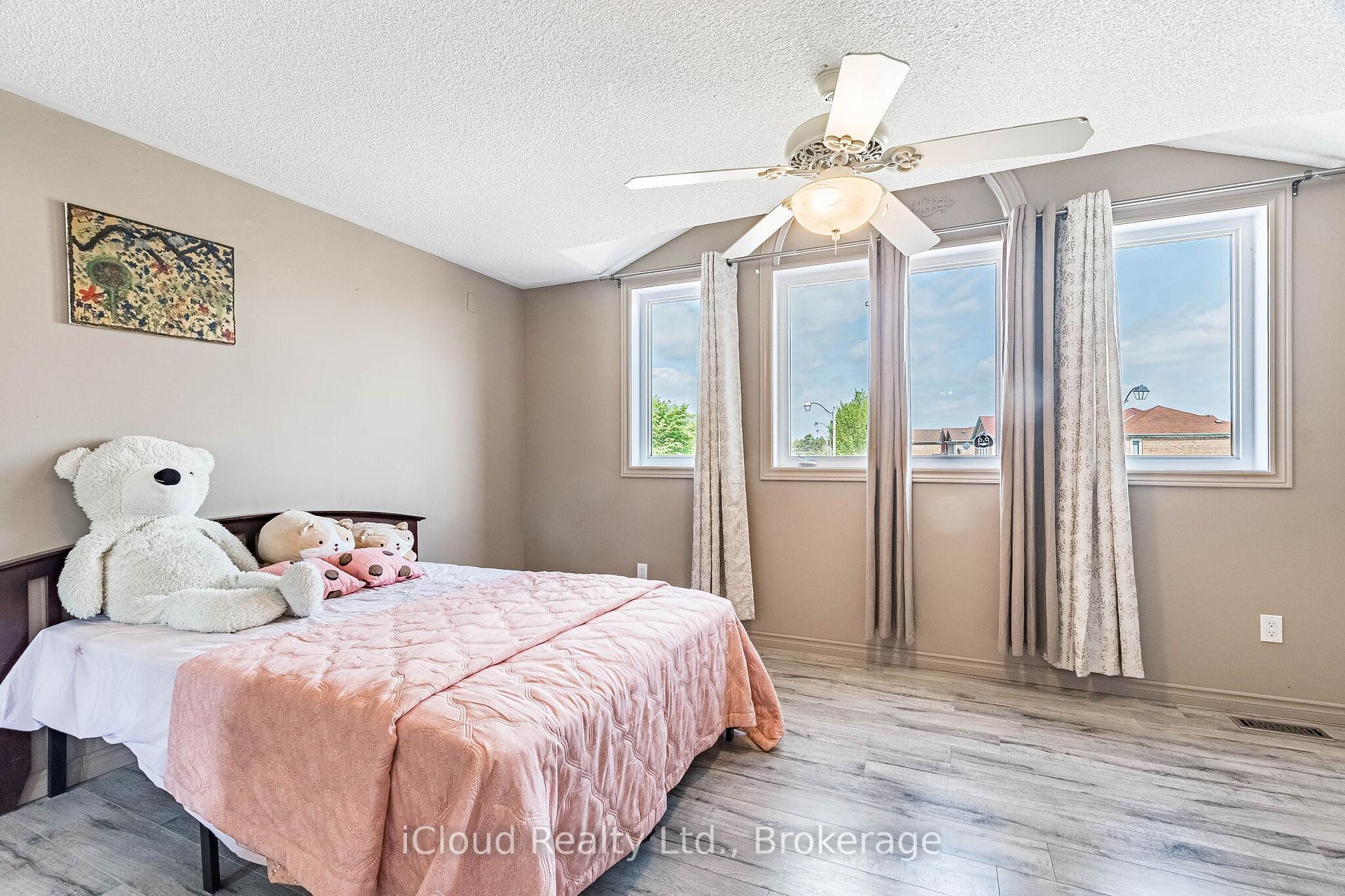 Photo 27 of 52 Buttercup Lane, Brampton, Sandringham-Wellington — HOMEH