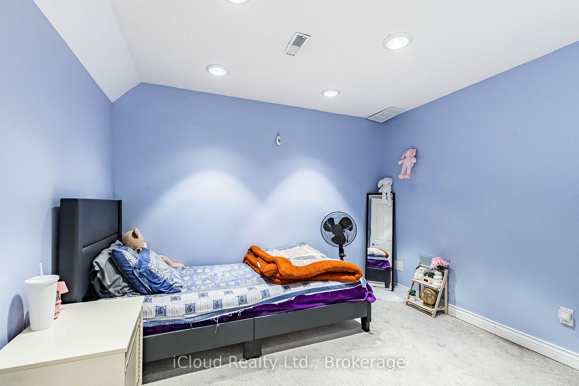 Photo 31 of 52 Buttercup Lane, Brampton, Sandringham-Wellington — HOMEH