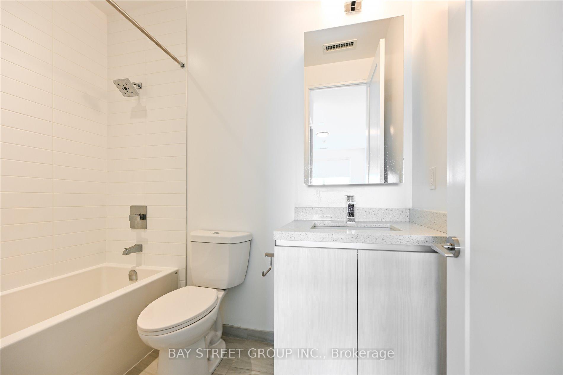 Photo 24 of Unit Ph06, 398 Highway 7 Road E, Richmond Hill, Doncrest — HOMEH