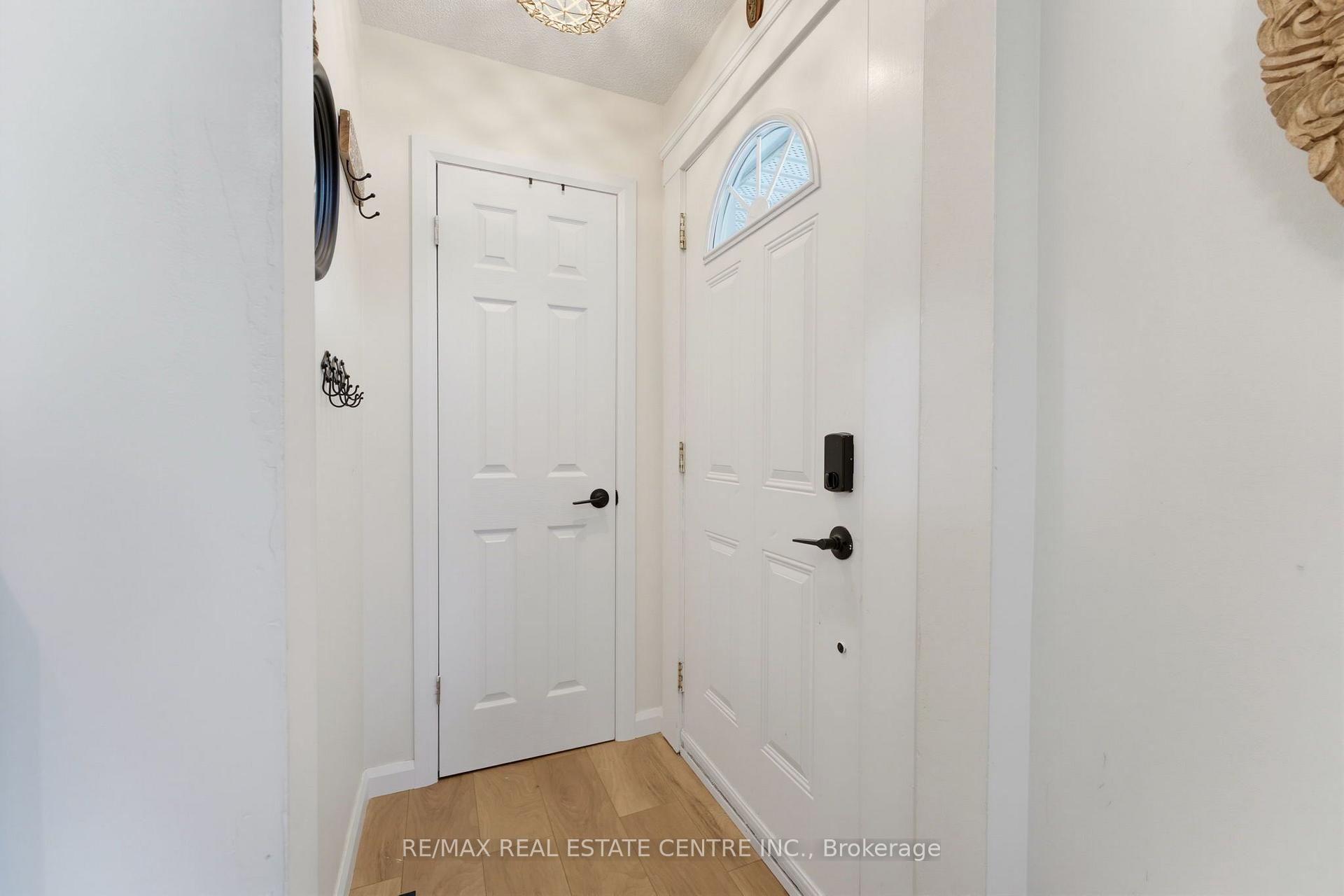 Photo 9 of 66 Scrimger Avenue, Cambridge, Christopher-Champlain — HOMEH
