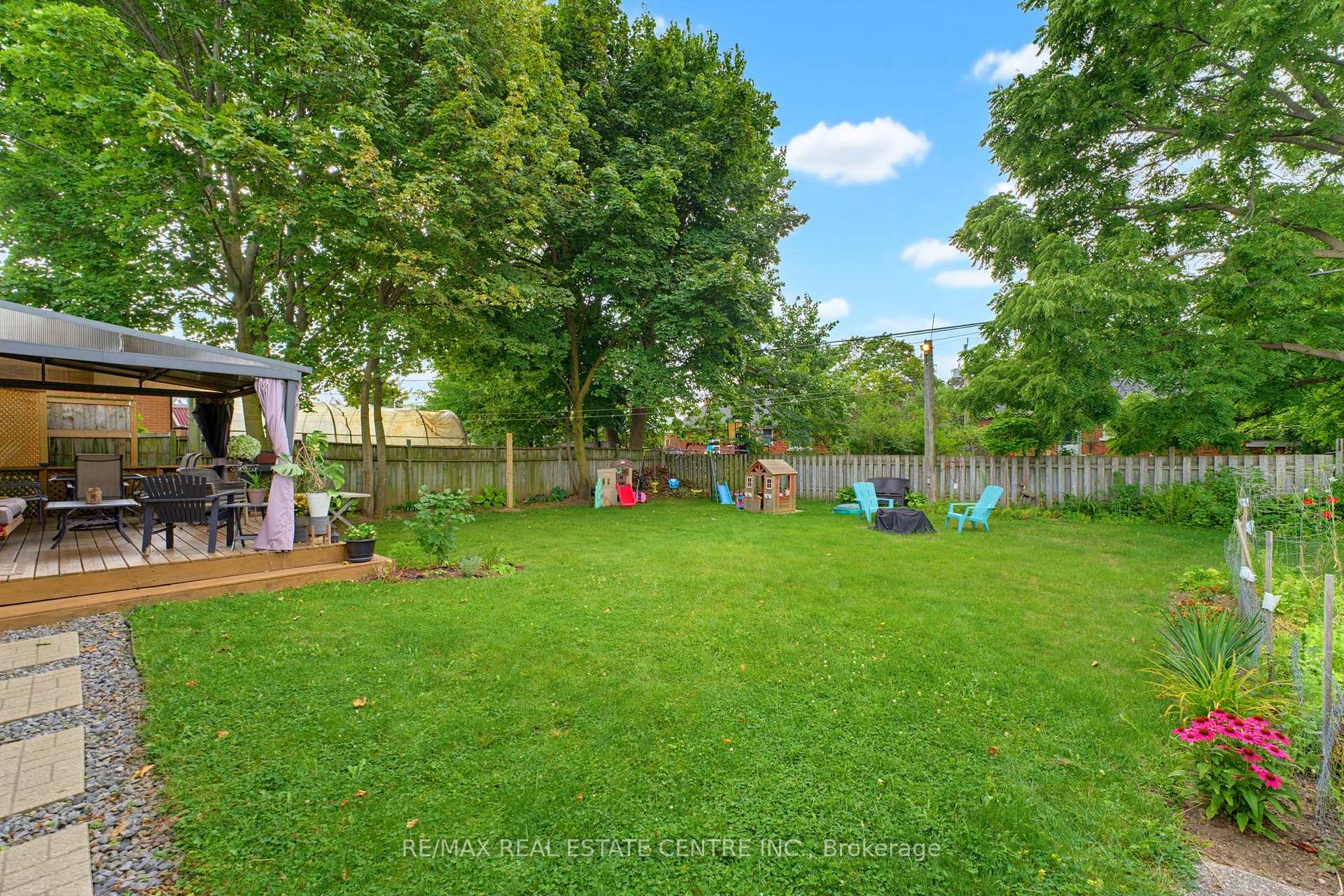 Photo 57 of 66 Scrimger Avenue, Cambridge, Christopher-Champlain — HOMEH
