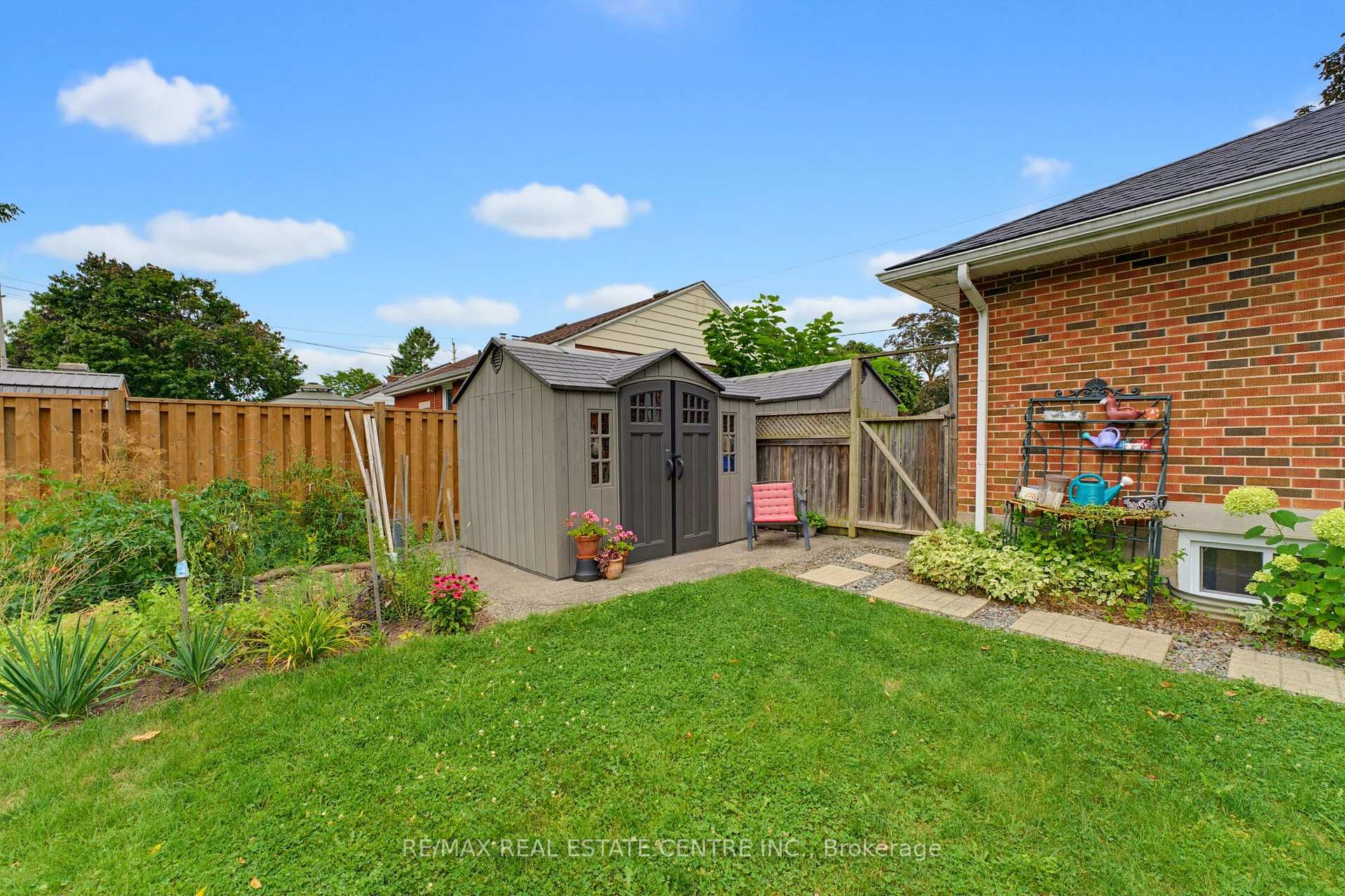 Photo 63 of 66 Scrimger Avenue, Cambridge, Christopher-Champlain — HOMEH