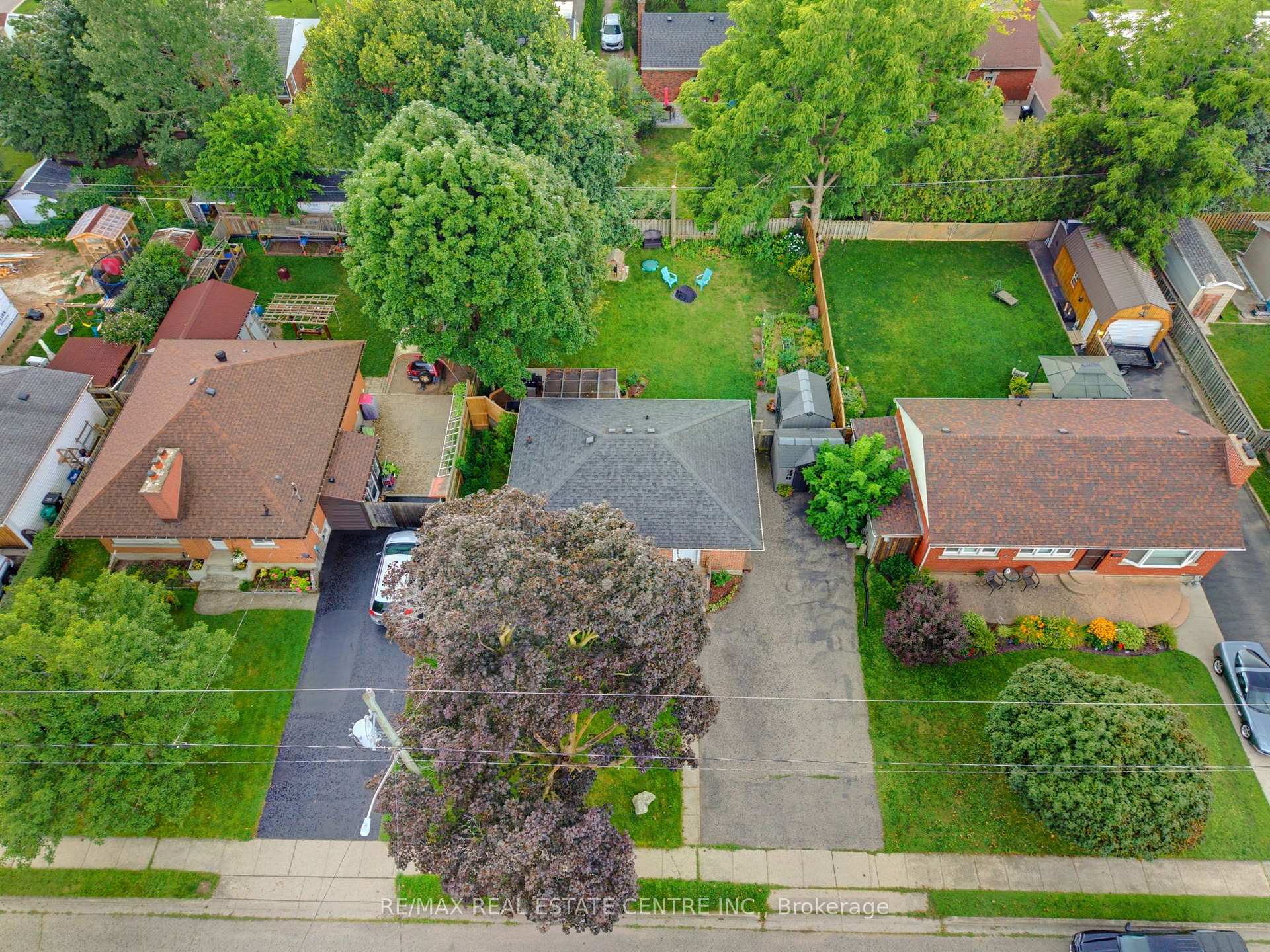 Photo 69 of 66 Scrimger Avenue, Cambridge, Christopher-Champlain — HOMEH