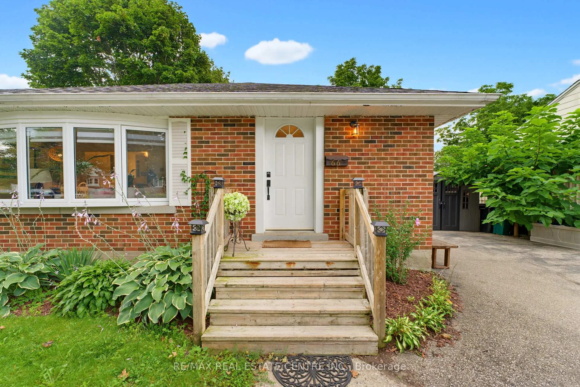 Photo 10 of 66 Scrimger Avenue, Cambridge, Christopher-Champlain — HOMEH