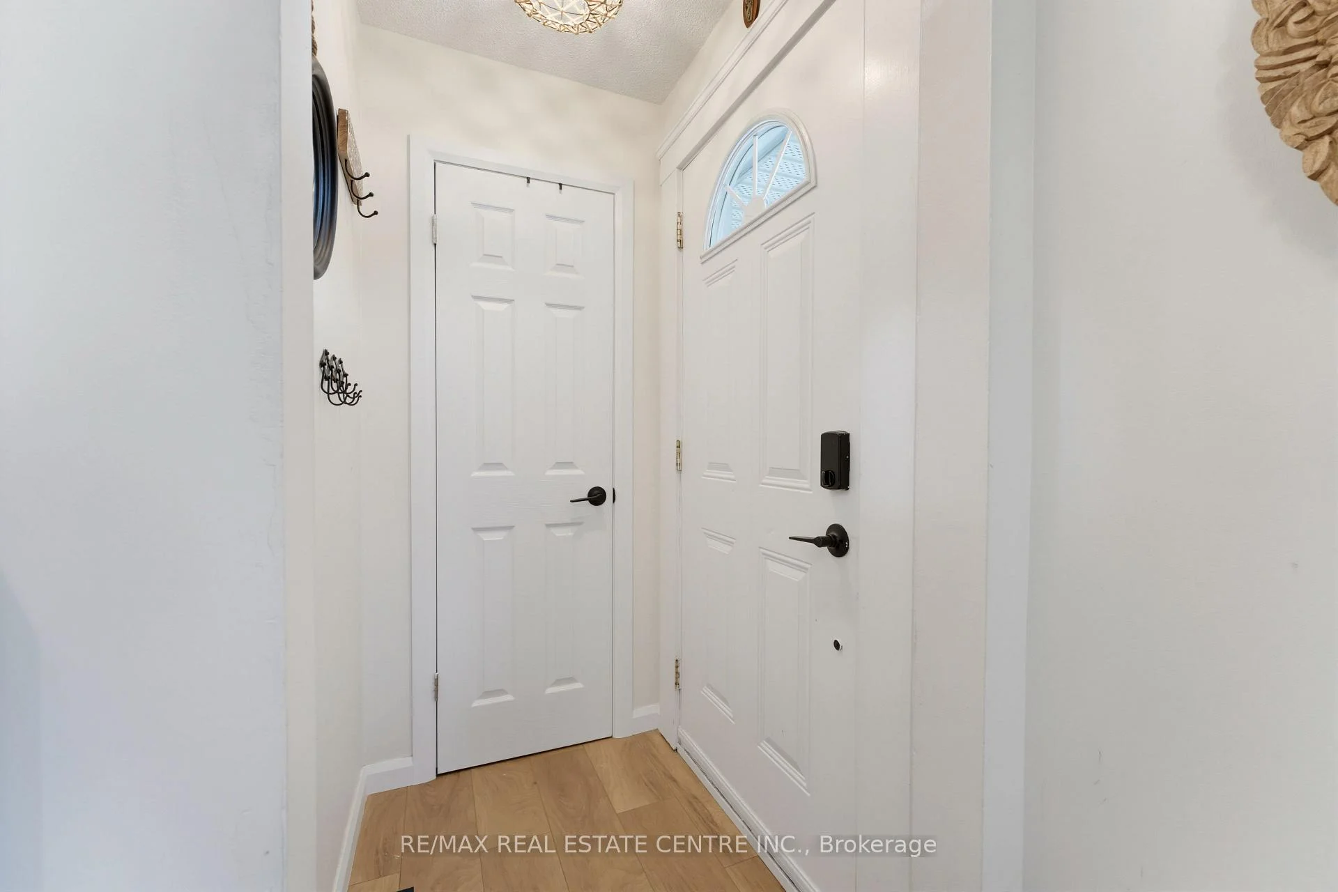 Photo 12 of 66 Scrimger Avenue, Cambridge, Christopher-Champlain — HOMEH