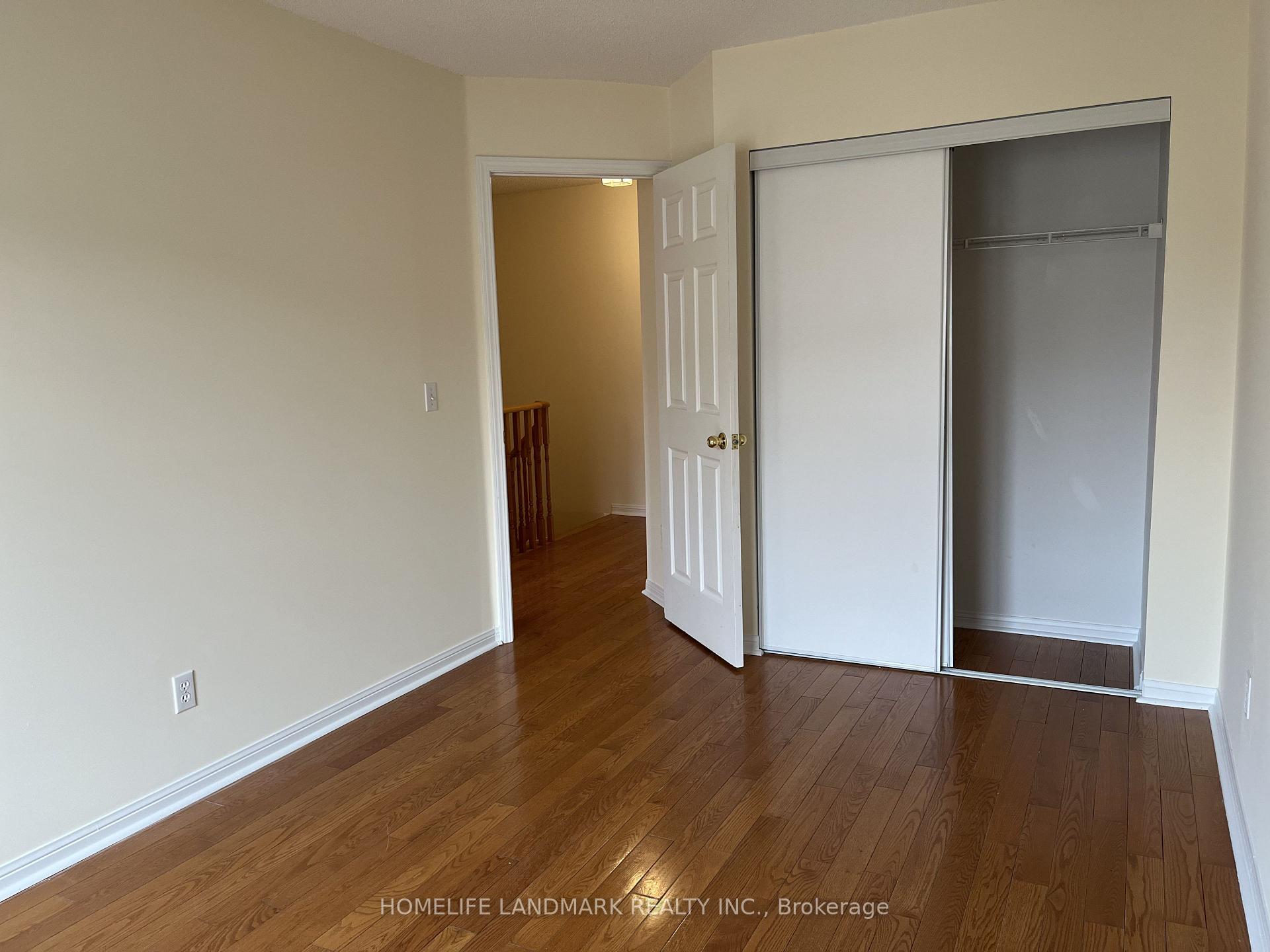Photo 15 of Unit 20, 8 Cox Boulevard, Markham, Unionville — HOMEH