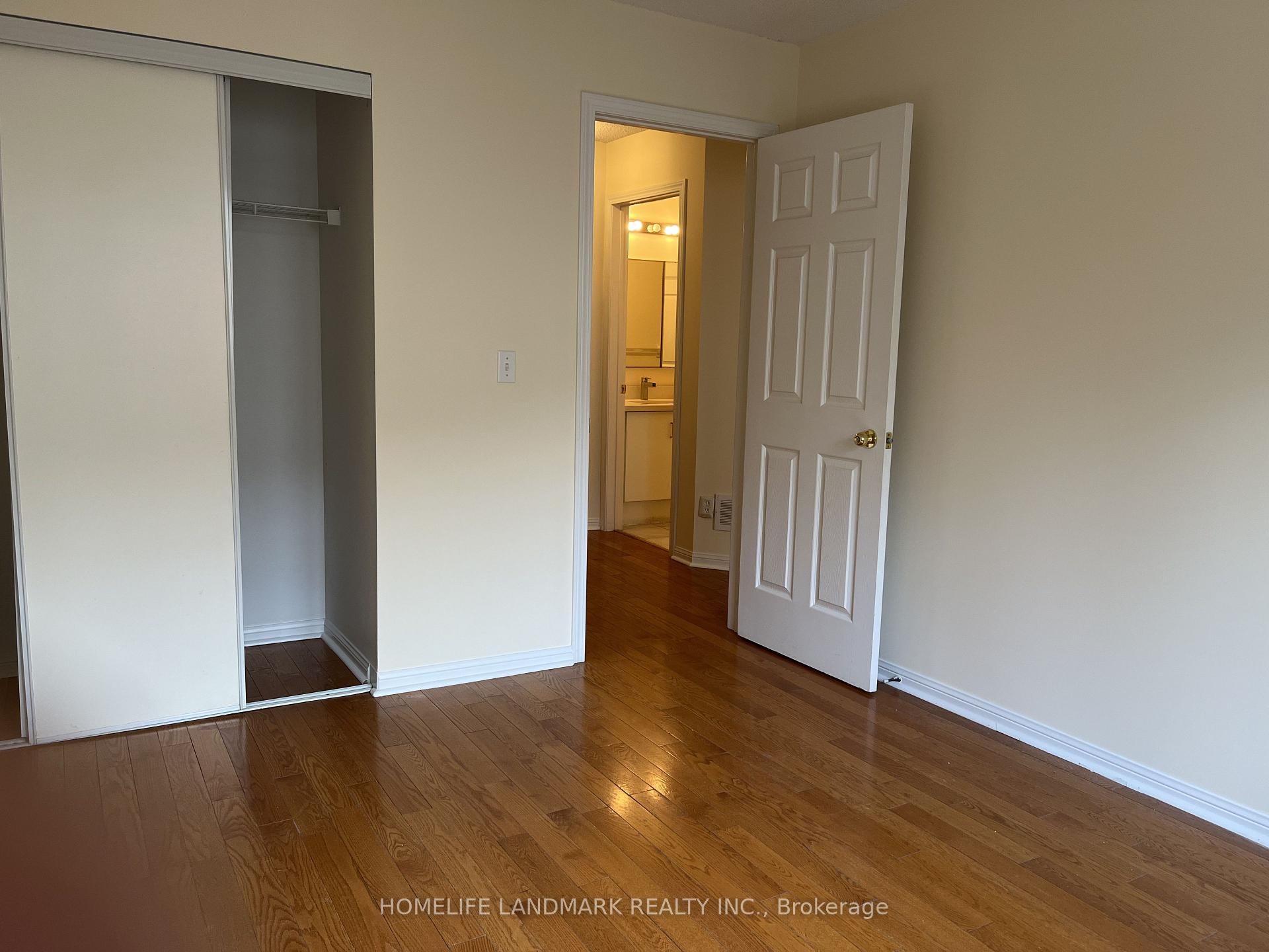 Photo 18 of Unit 20, 8 Cox Boulevard, Markham, Unionville — HOMEH