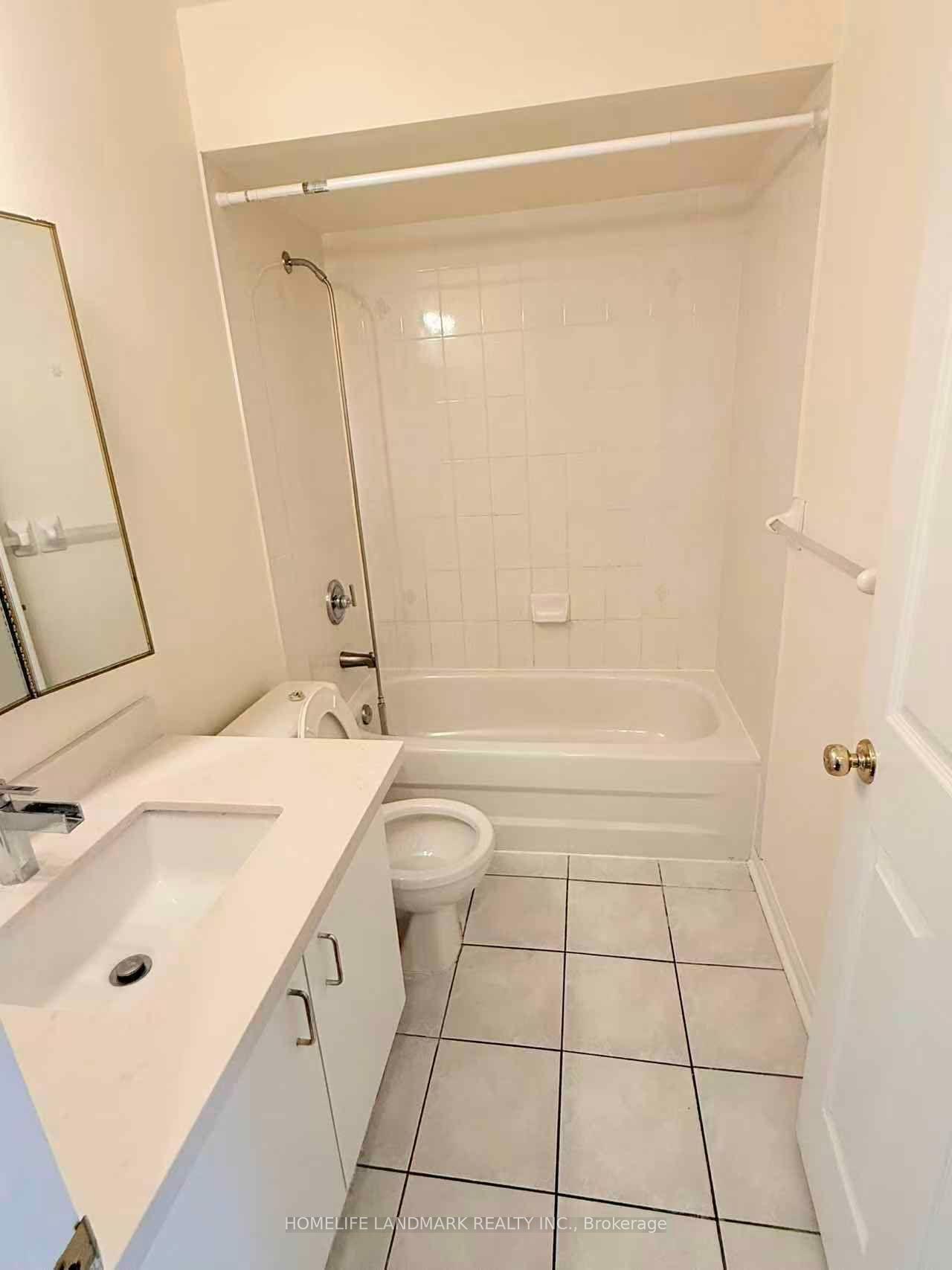 Photo 19 of Unit 20, 8 Cox Boulevard, Markham, Unionville — HOMEH