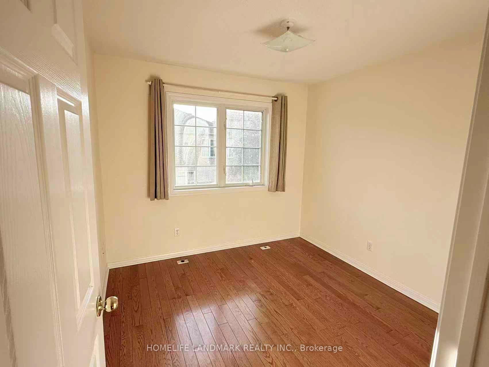 Photo 22 of Unit 20, 8 Cox Boulevard, Markham, Unionville — HOMEH