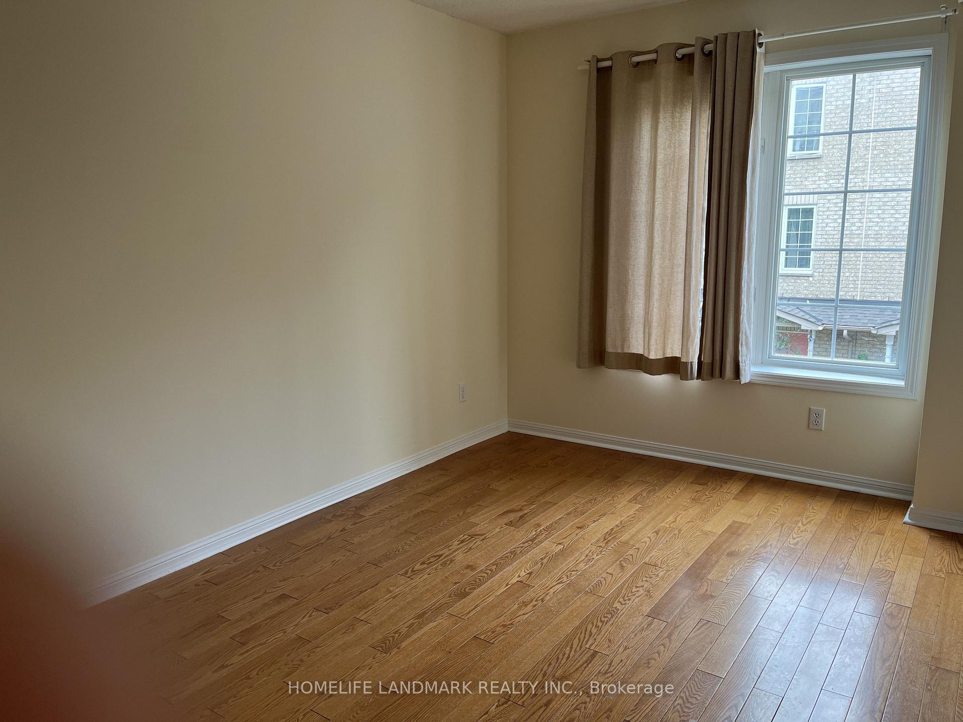 Photo 25 of Unit 20, 8 Cox Boulevard, Markham, Unionville — HOMEH