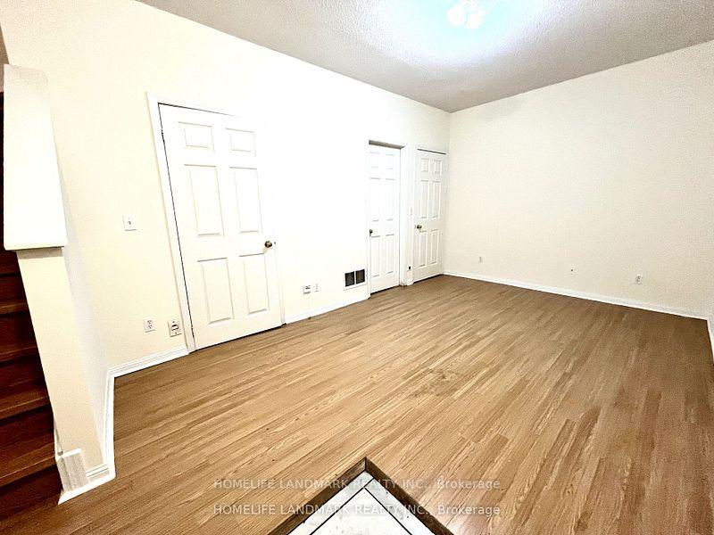 Photo 29 of Unit 20, 8 Cox Boulevard, Markham, Unionville — HOMEH