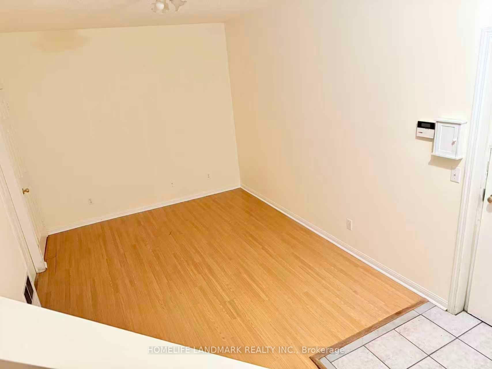 Photo 30 of Unit 20, 8 Cox Boulevard, Markham, Unionville — HOMEH
