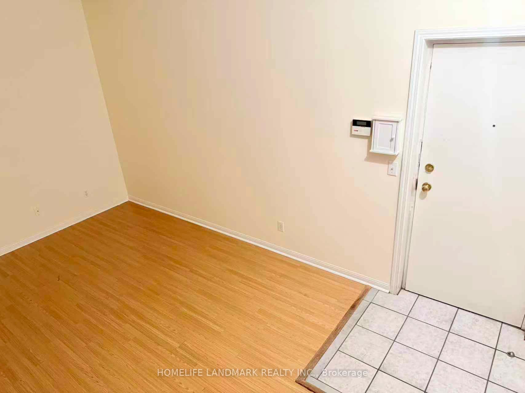 Photo 31 of Unit 20, 8 Cox Boulevard, Markham, Unionville — HOMEH