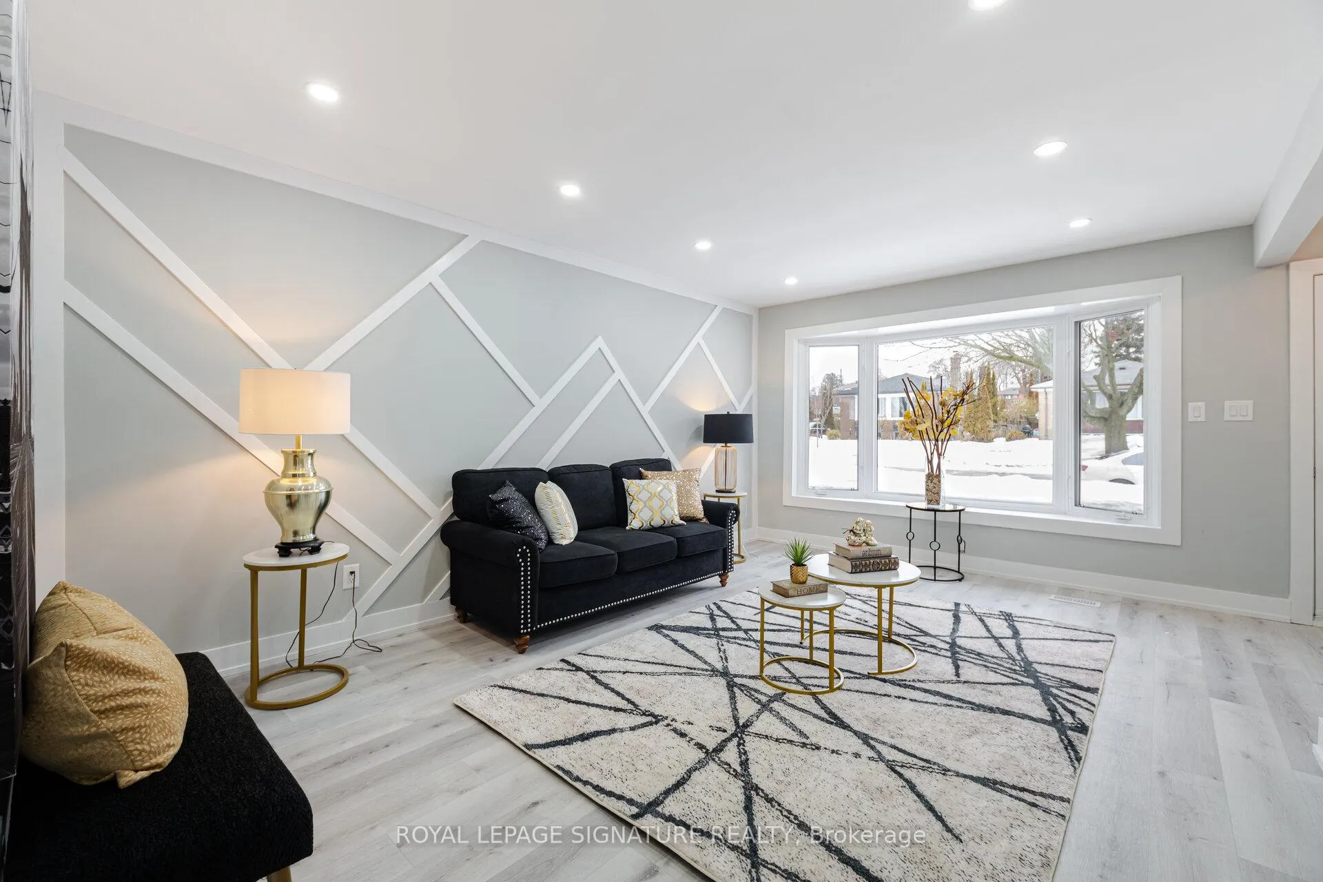 Photo 4 of 1335 Scugog Avenue, Oshawa, Lakeview — HOMEH