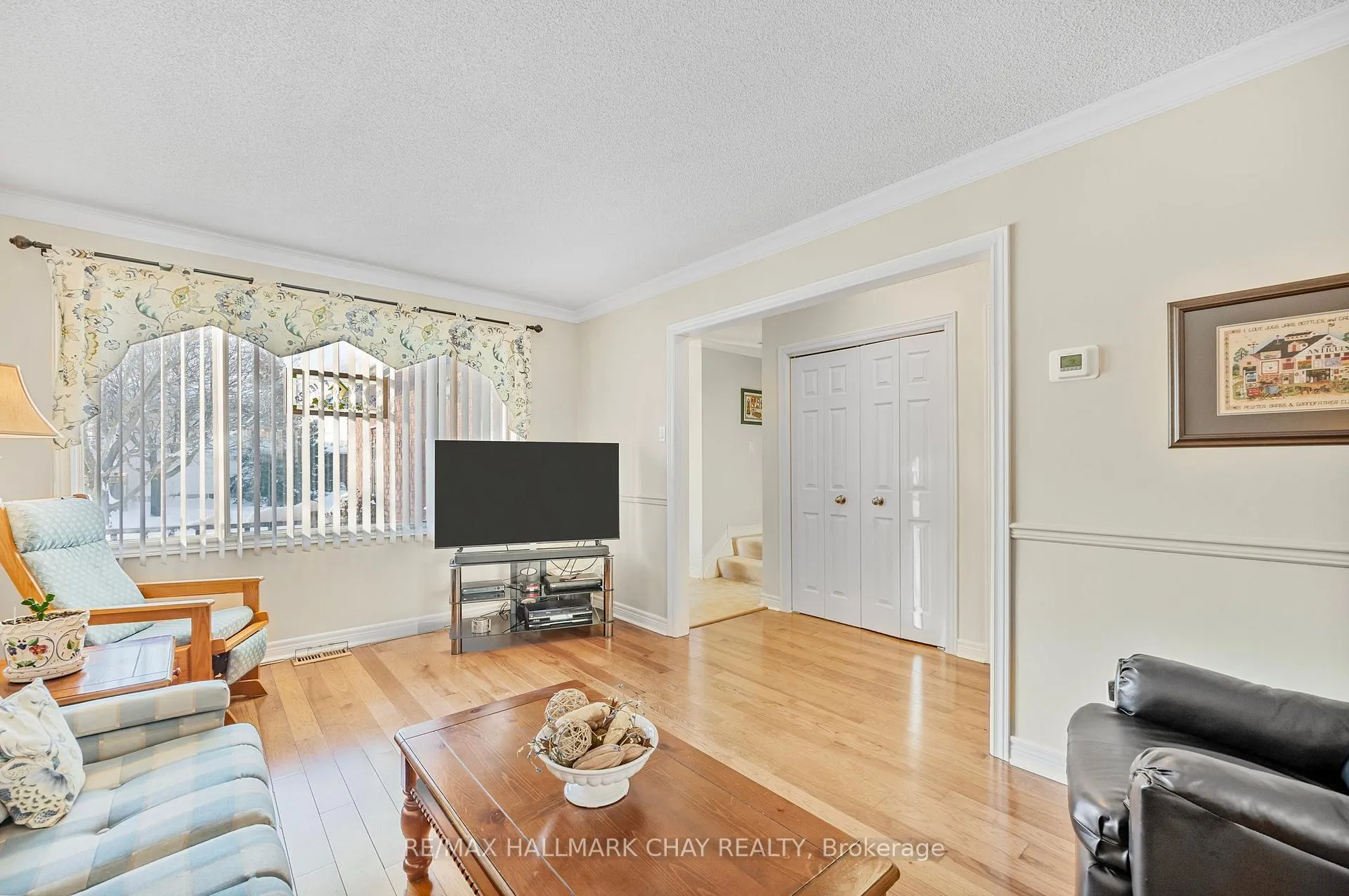 Photo 6 of 4 Hopkins Road, Barrie, Grove East — HOMEH