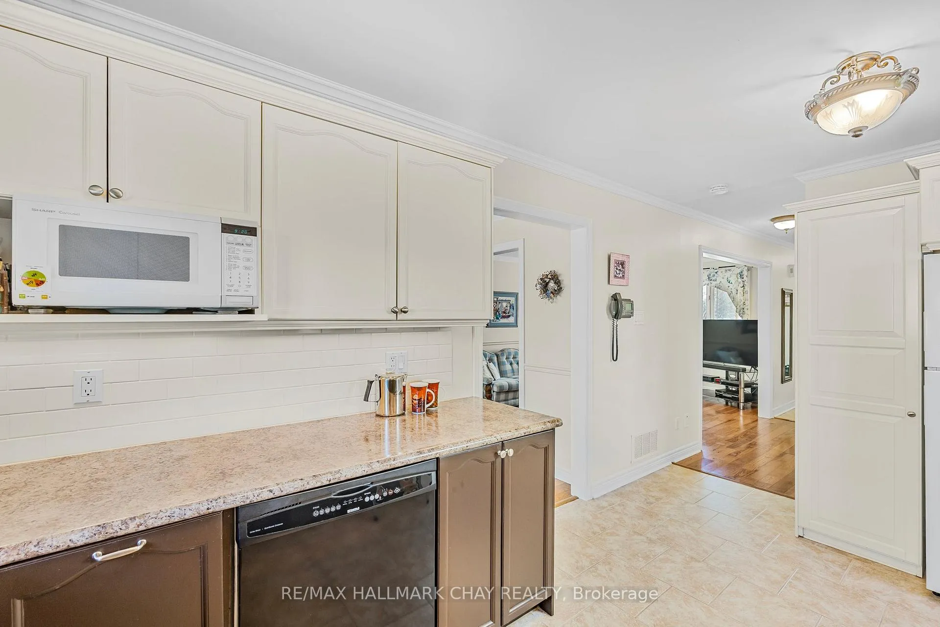Photo 11 of 4 Hopkins Road, Barrie, Grove East — HOMEH
