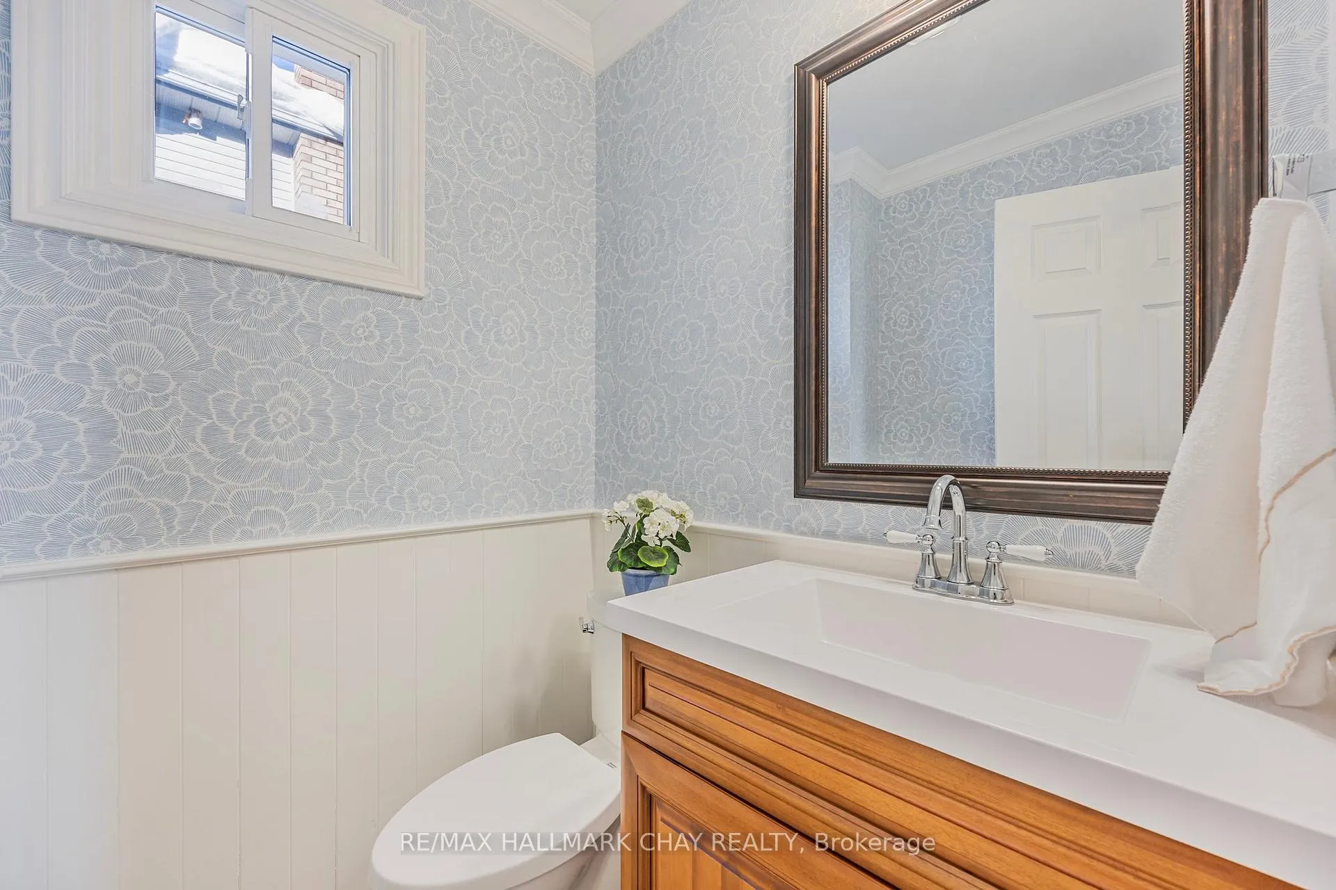 Photo 13 of 4 Hopkins Road, Barrie, Grove East — HOMEH