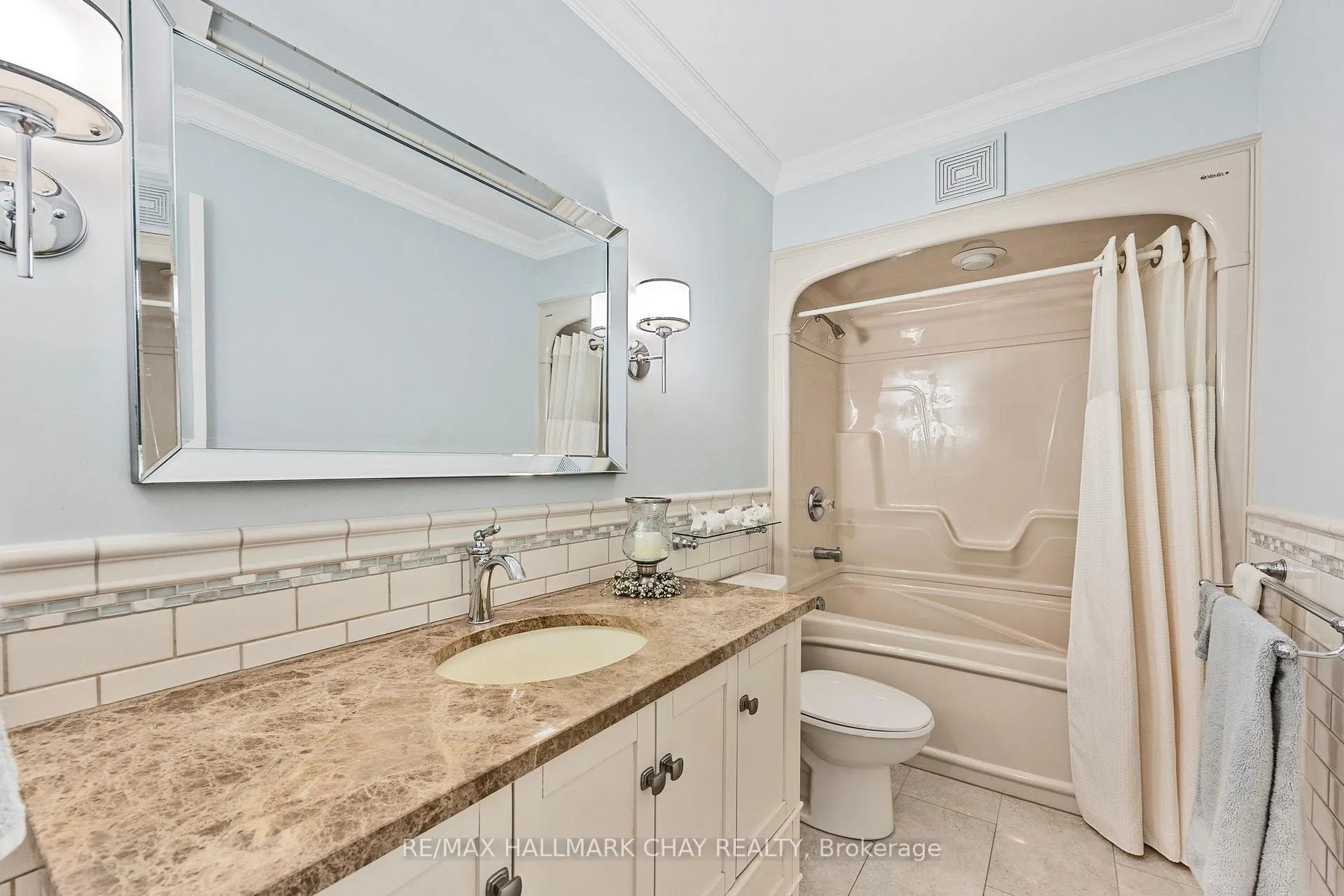 Photo 17 of 4 Hopkins Road, Barrie, Grove East — HOMEH