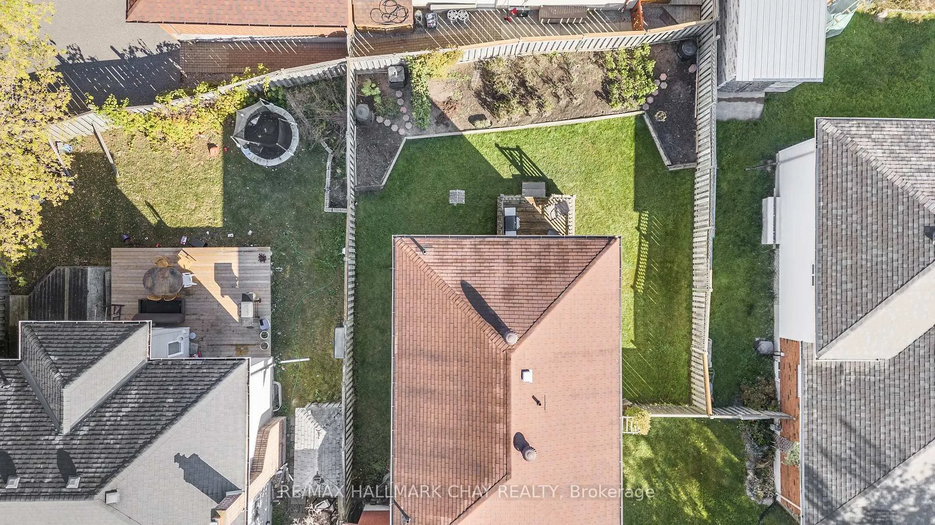 Photo 23 of 4 Hopkins Road, Barrie, Grove East — HOMEH