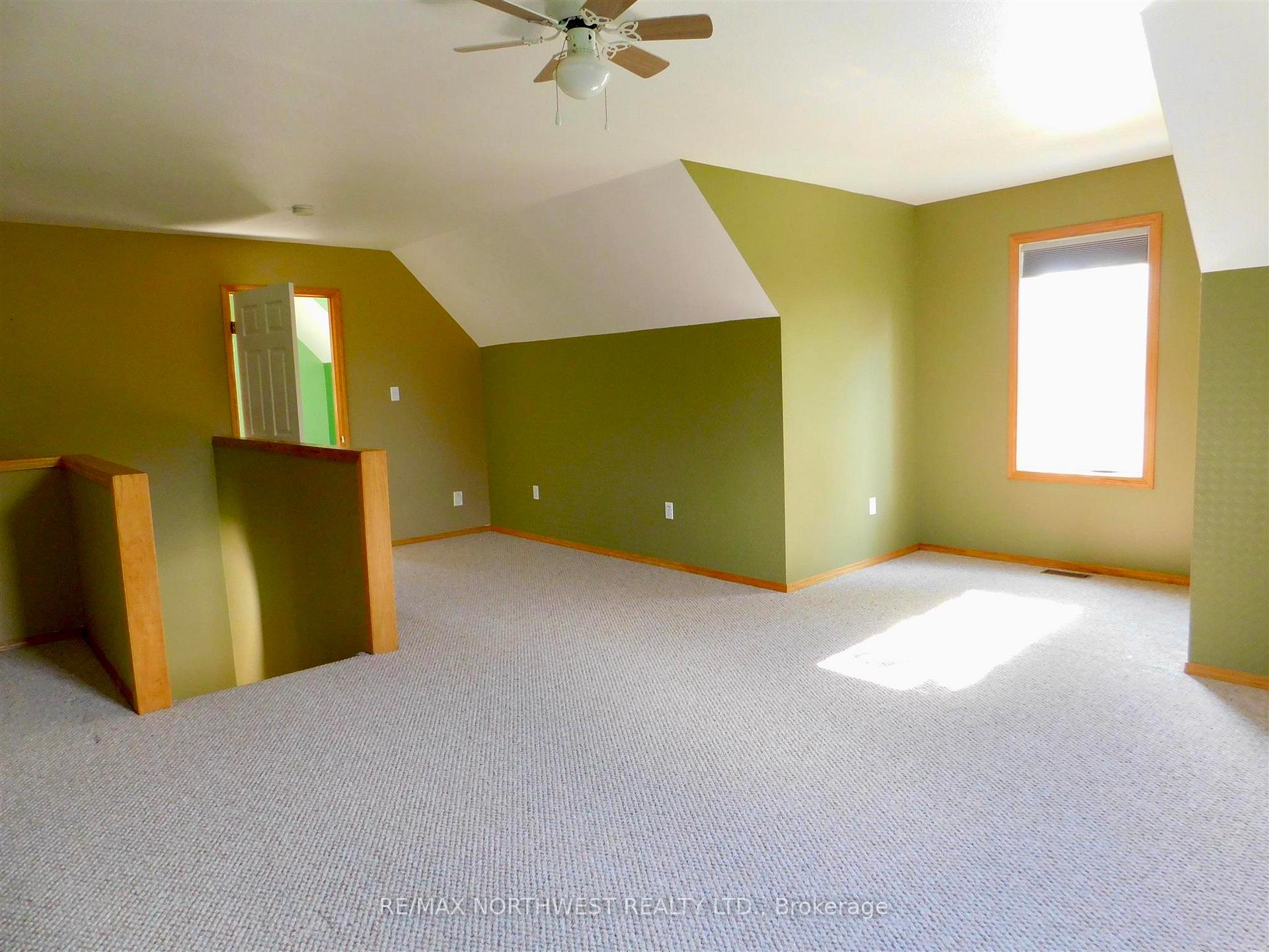 Photo 22 of 46 Bearpaw Drive, Kenora Remote Area, Dinorwic — HOMEH