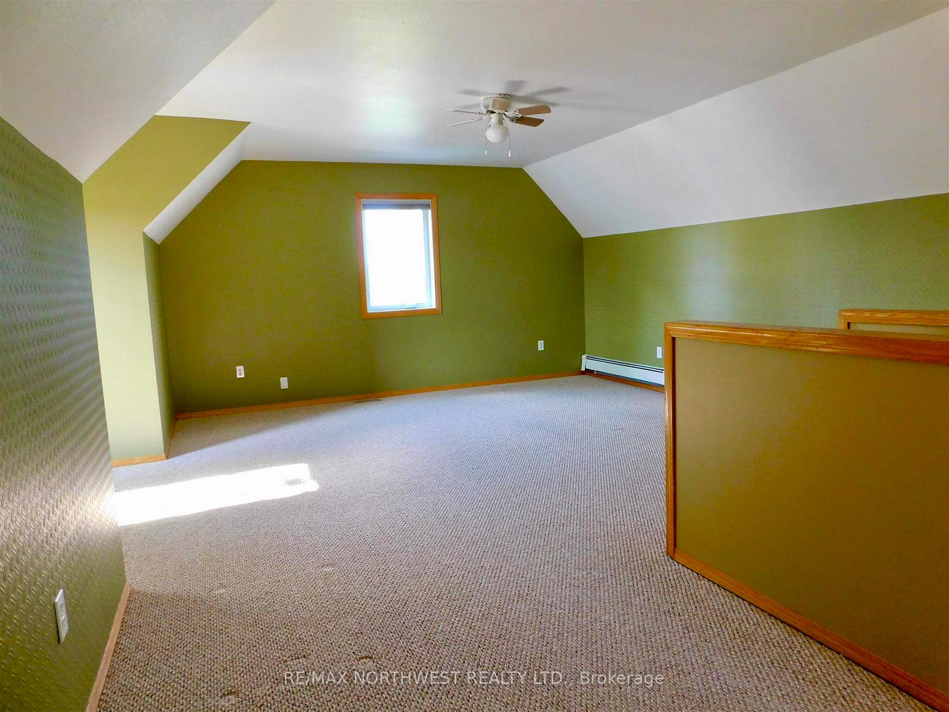 Photo 23 of 46 Bearpaw Drive, Kenora Remote Area, Dinorwic — HOMEH