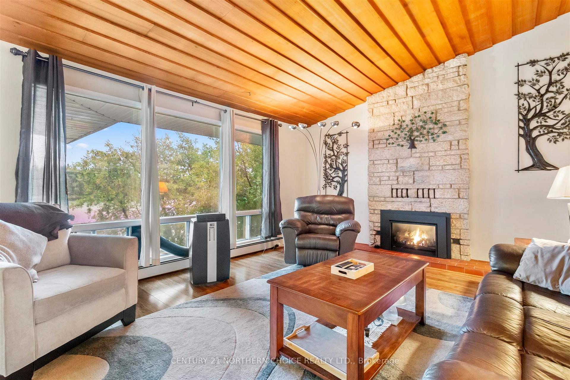 Photo 6 of 181 Gould Road, Kenora, Kenora East — HOMEH