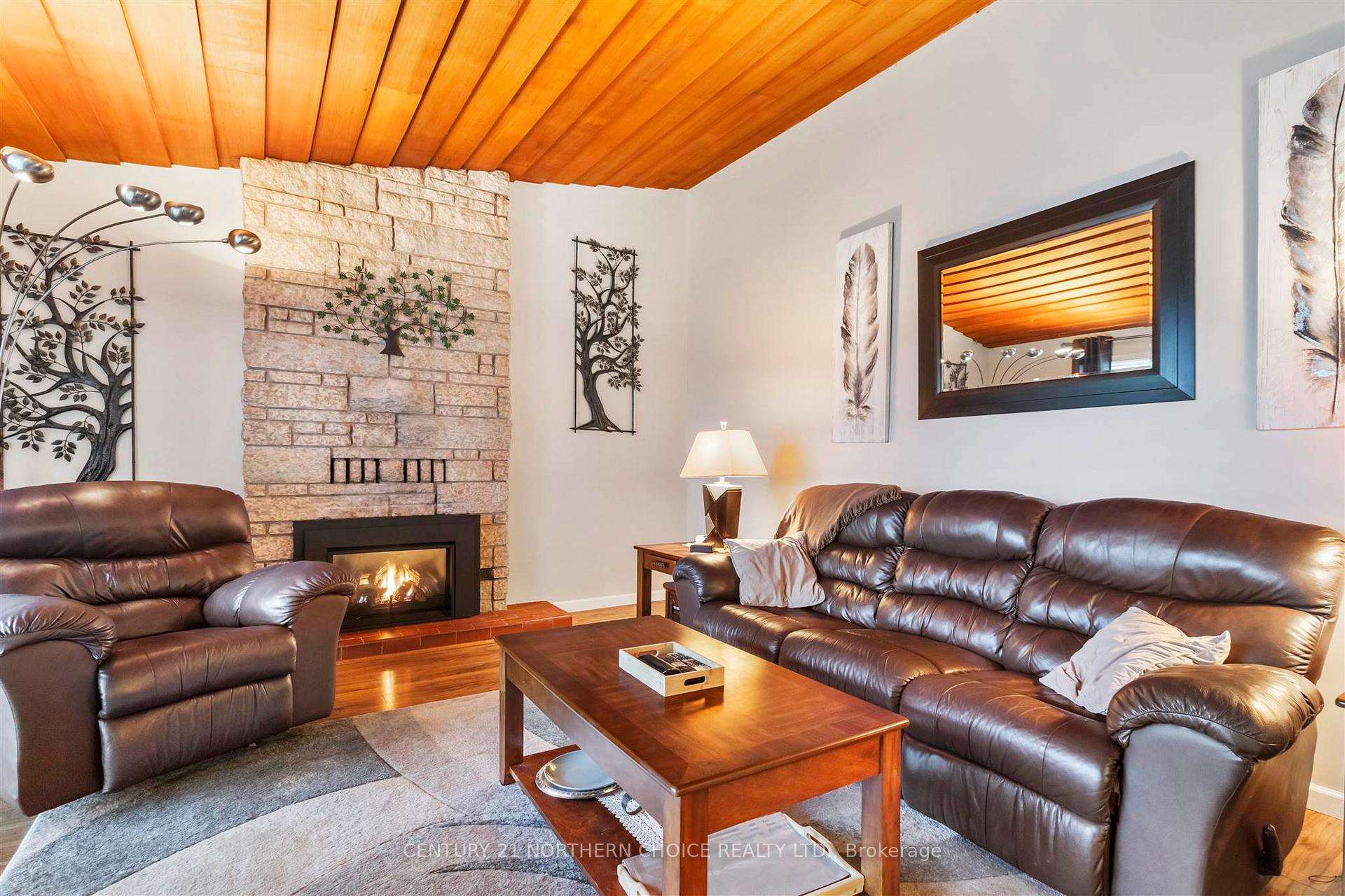 Photo 8 of 181 Gould Road, Kenora, Kenora East — HOMEH