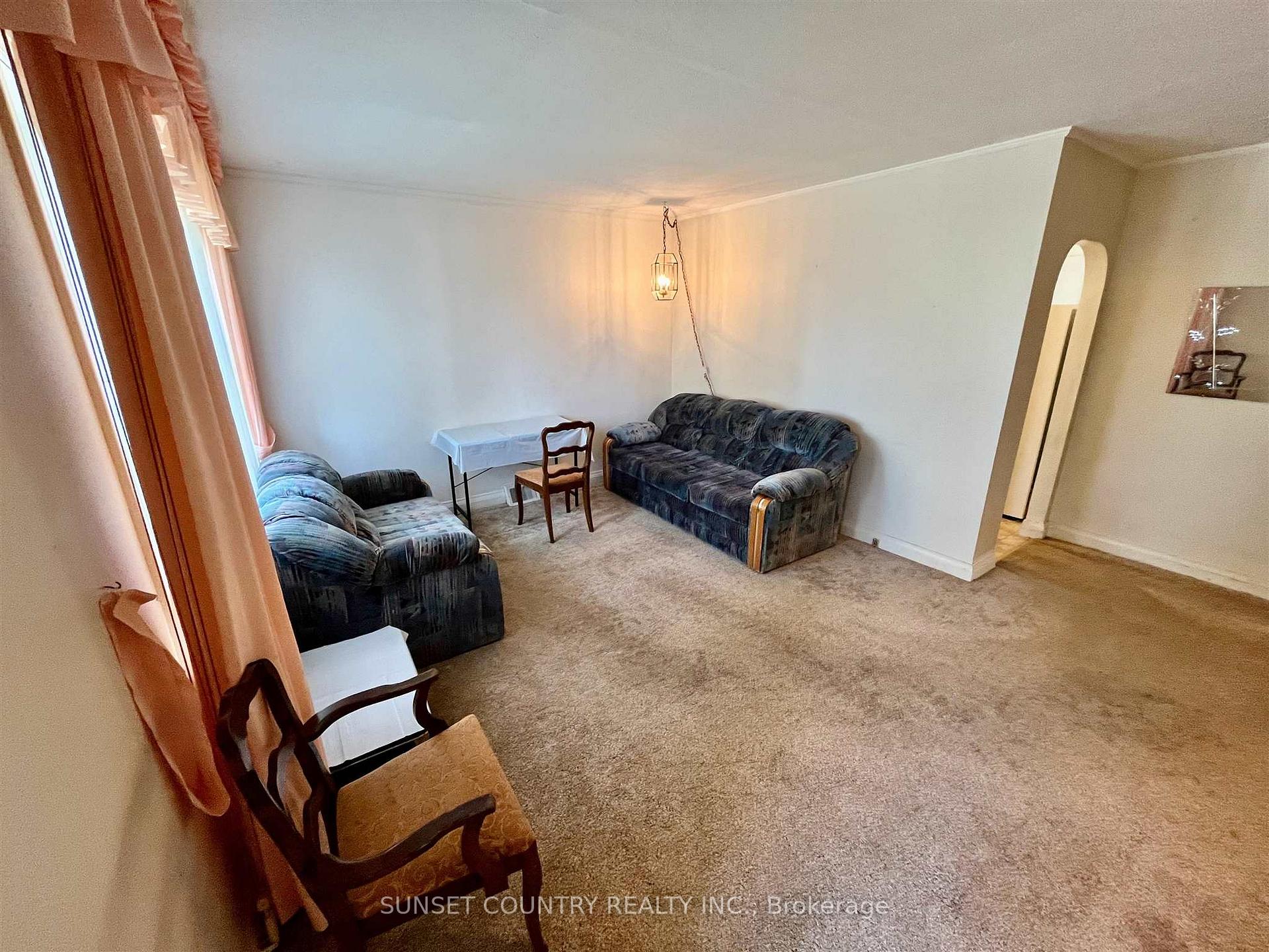 Photo 3 of 132 King Street, Dryden, Downtown — HOMEH