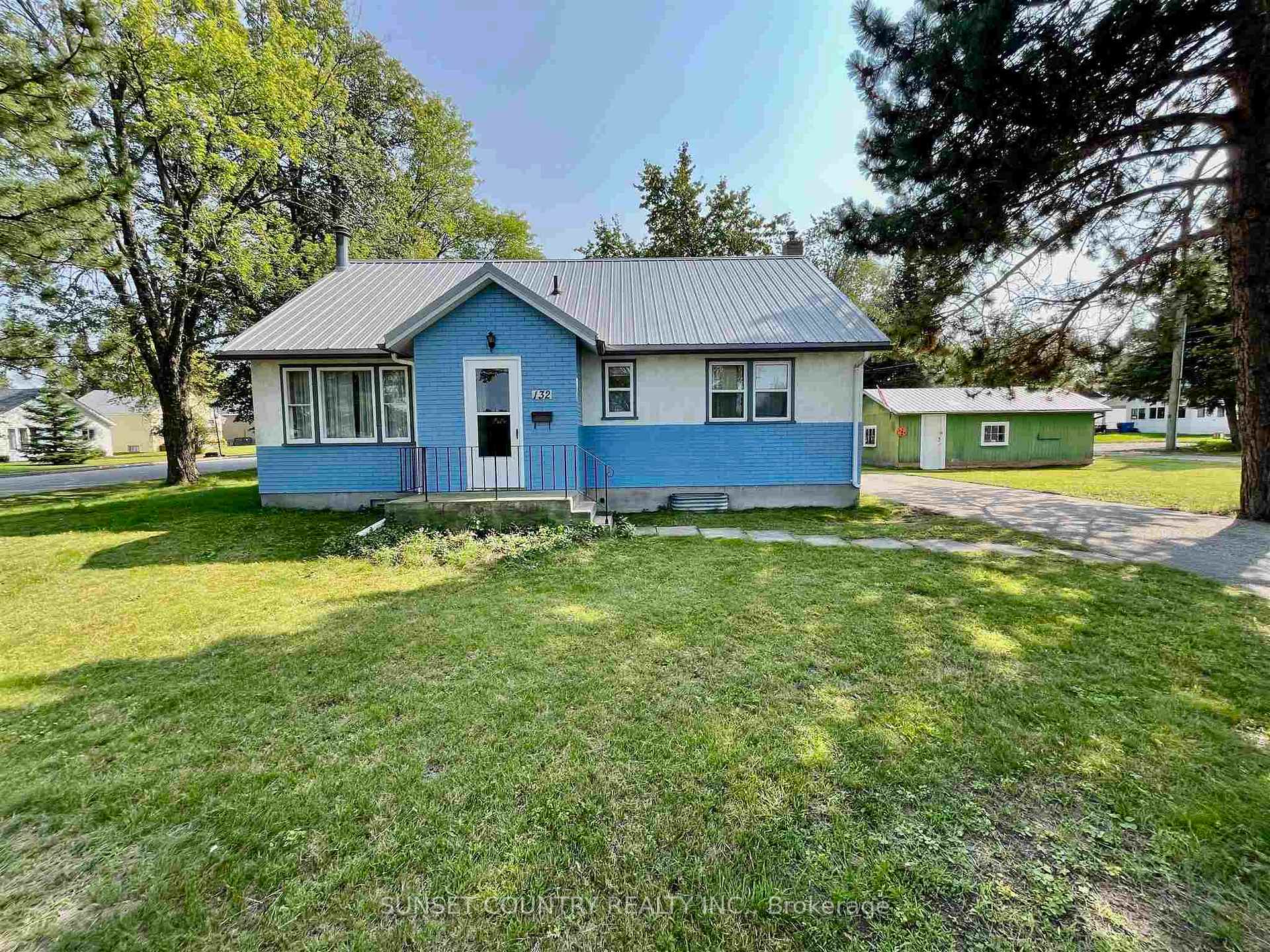 Photo 18 of 132 King Street, Dryden, Downtown — HOMEH