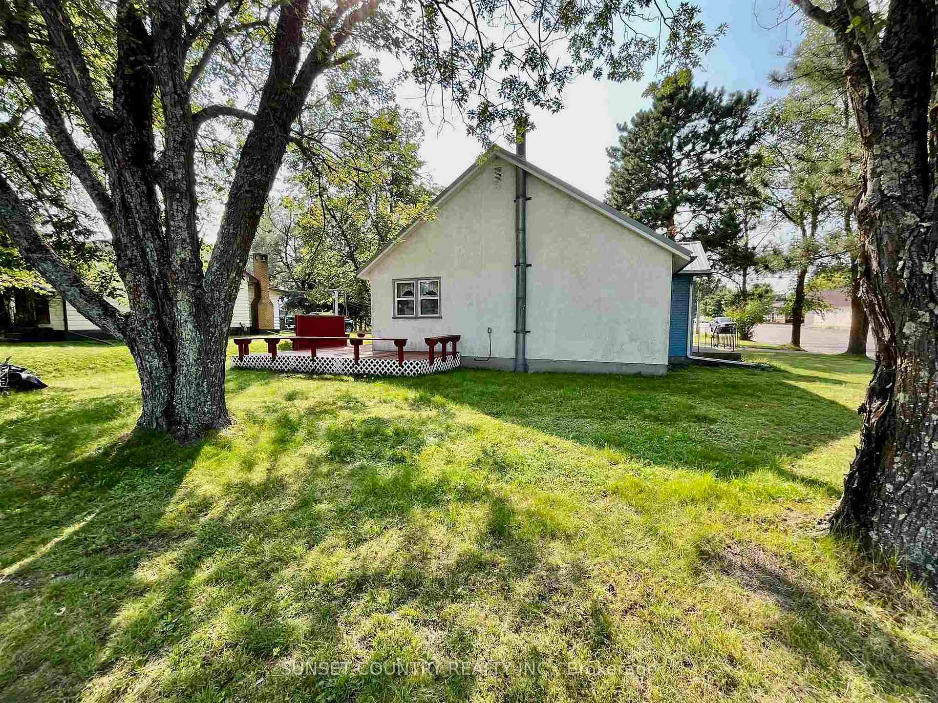 Photo 21 of 132 King Street, Dryden, Downtown — HOMEH