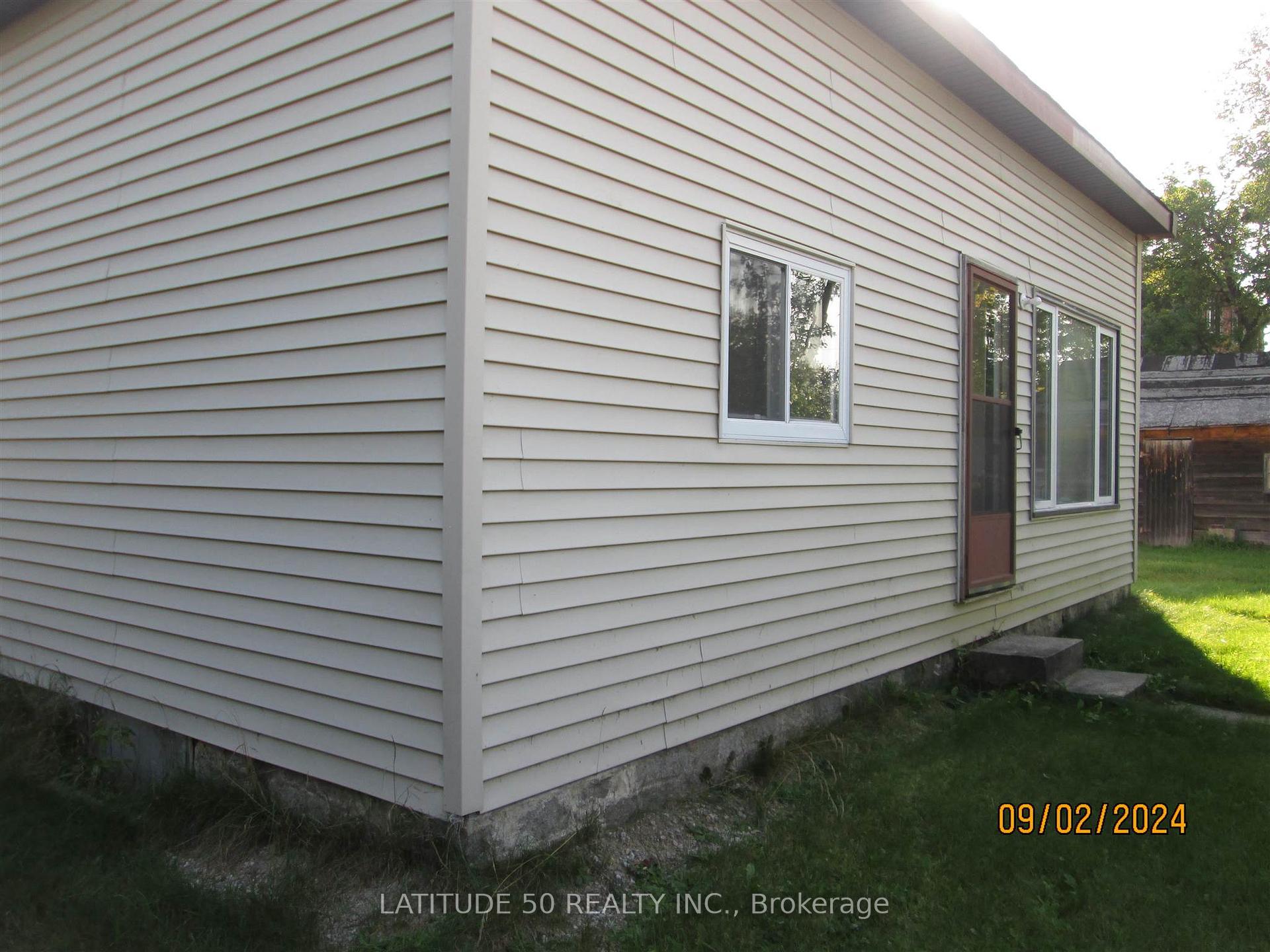 Photo 3 of 106 Garden Street, Ignace — HOMEH
