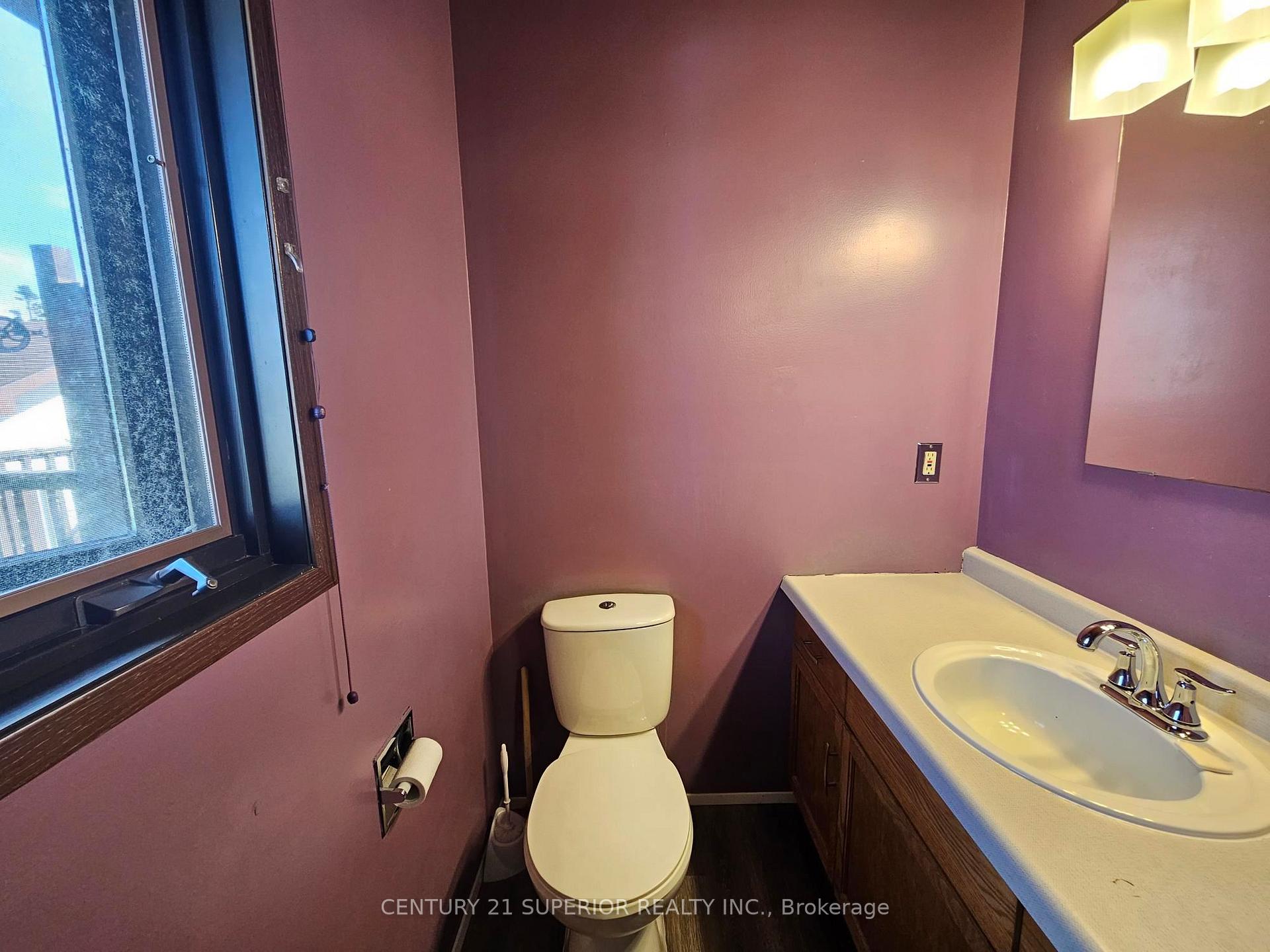 Photo 21 of 33 Godfrey Drive E, Marathon — HOMEH