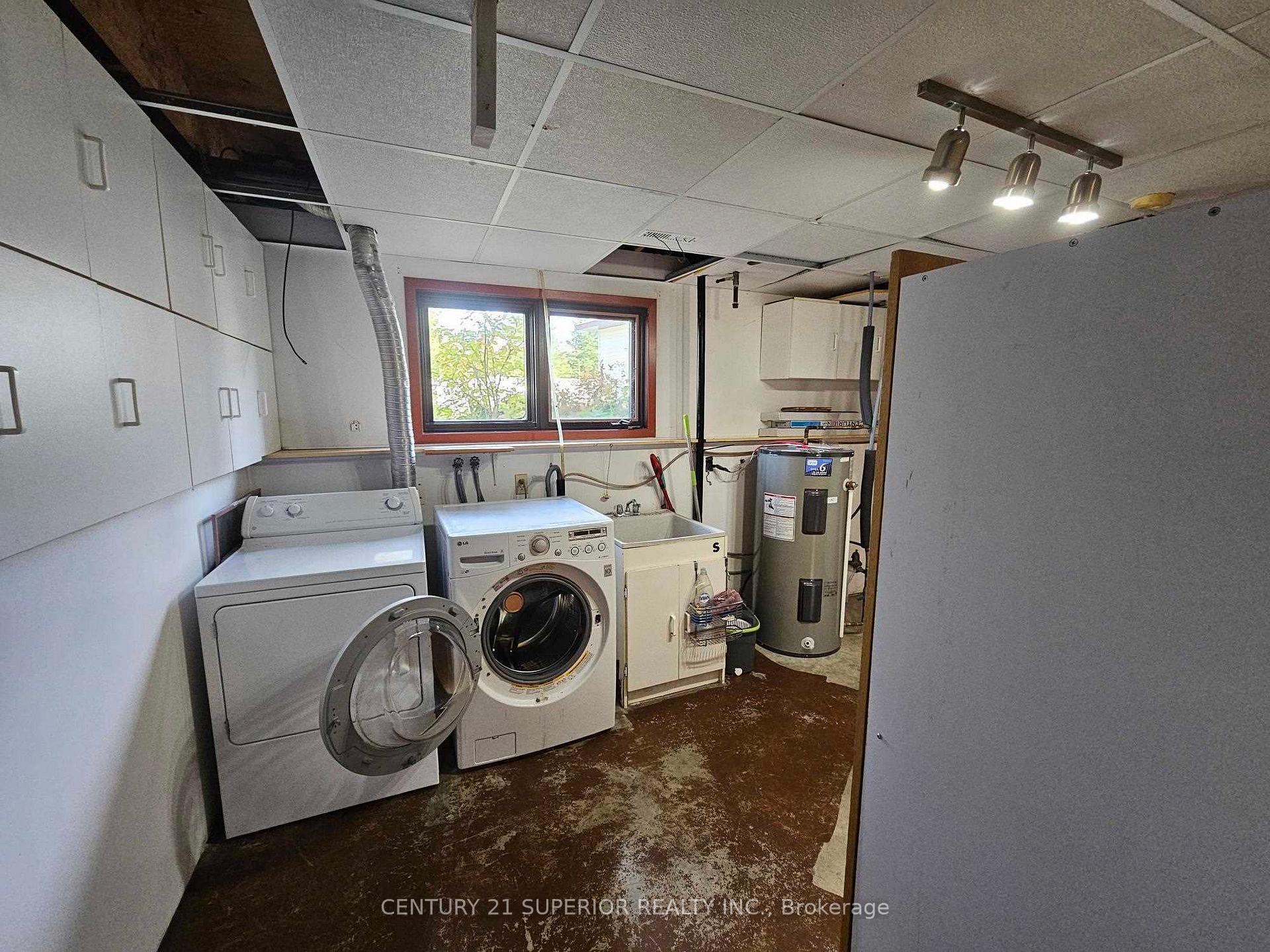 Photo 34 of 33 Godfrey Drive E, Marathon — HOMEH