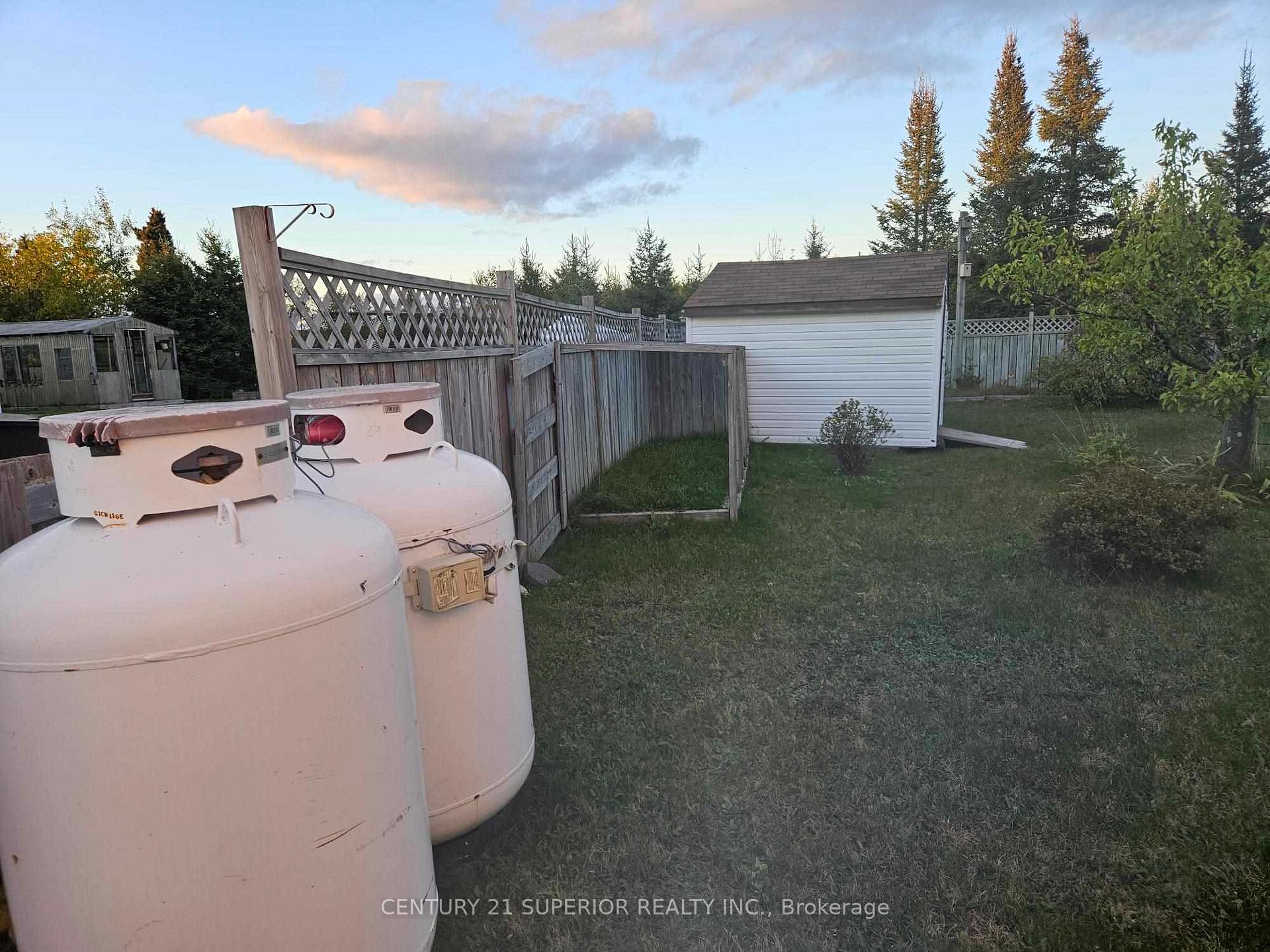 Photo 49 of 33 Godfrey Drive E, Marathon — HOMEH