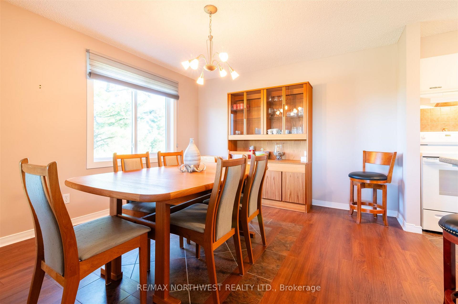 Photo 13 of Unit 302, 471 Lakeview Drive, Kenora, Norman — HOMEH