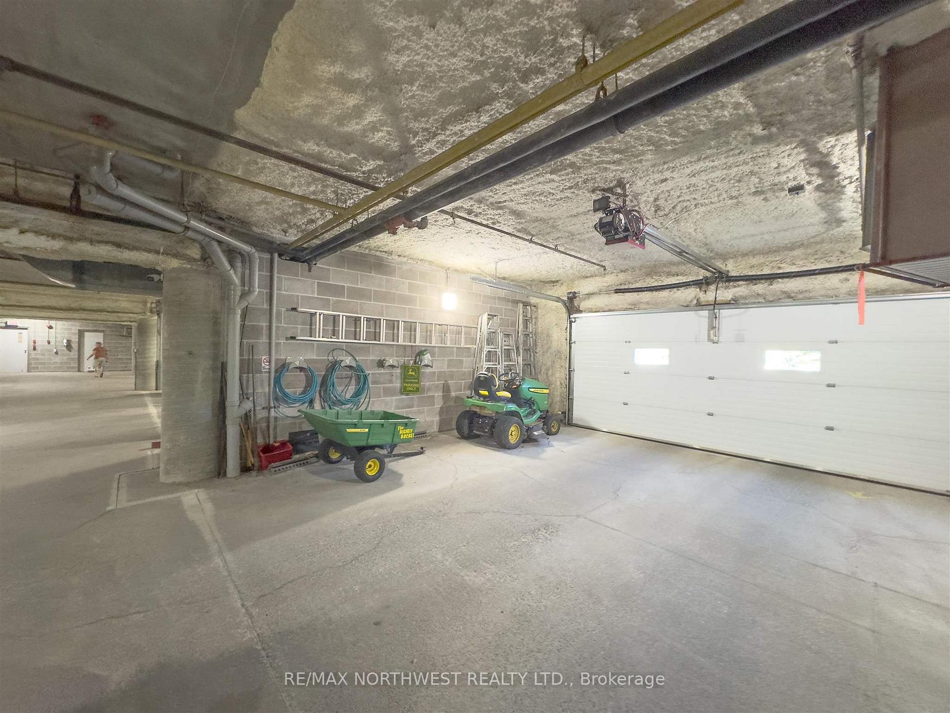 Photo 21 of Unit 302, 471 Lakeview Drive, Kenora, Norman — HOMEH