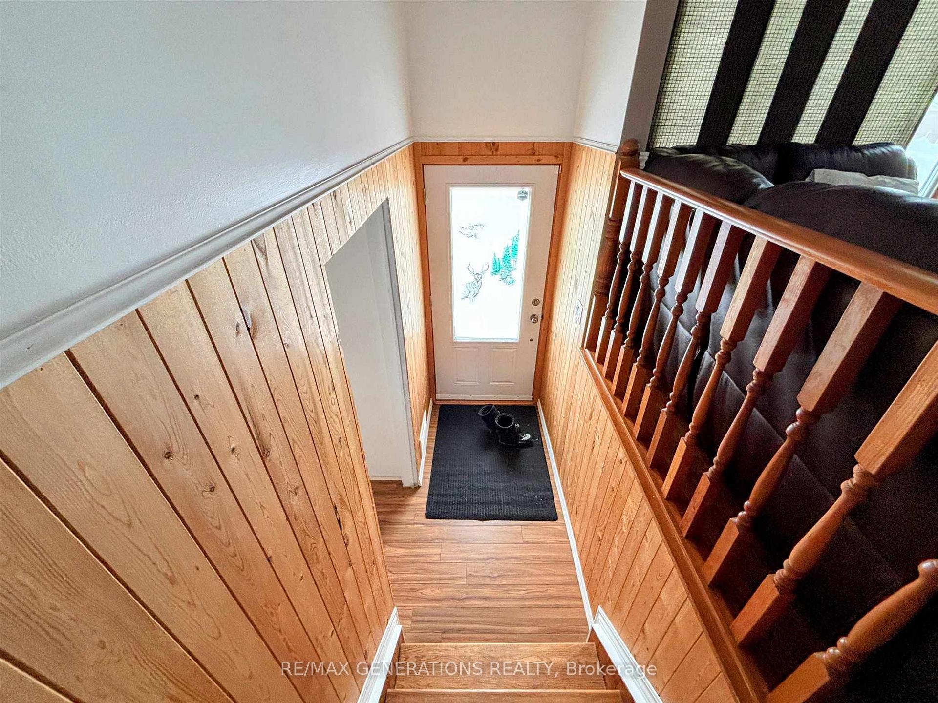 Photo 5 of 27 McFarland Street, Marathon — HOMEH