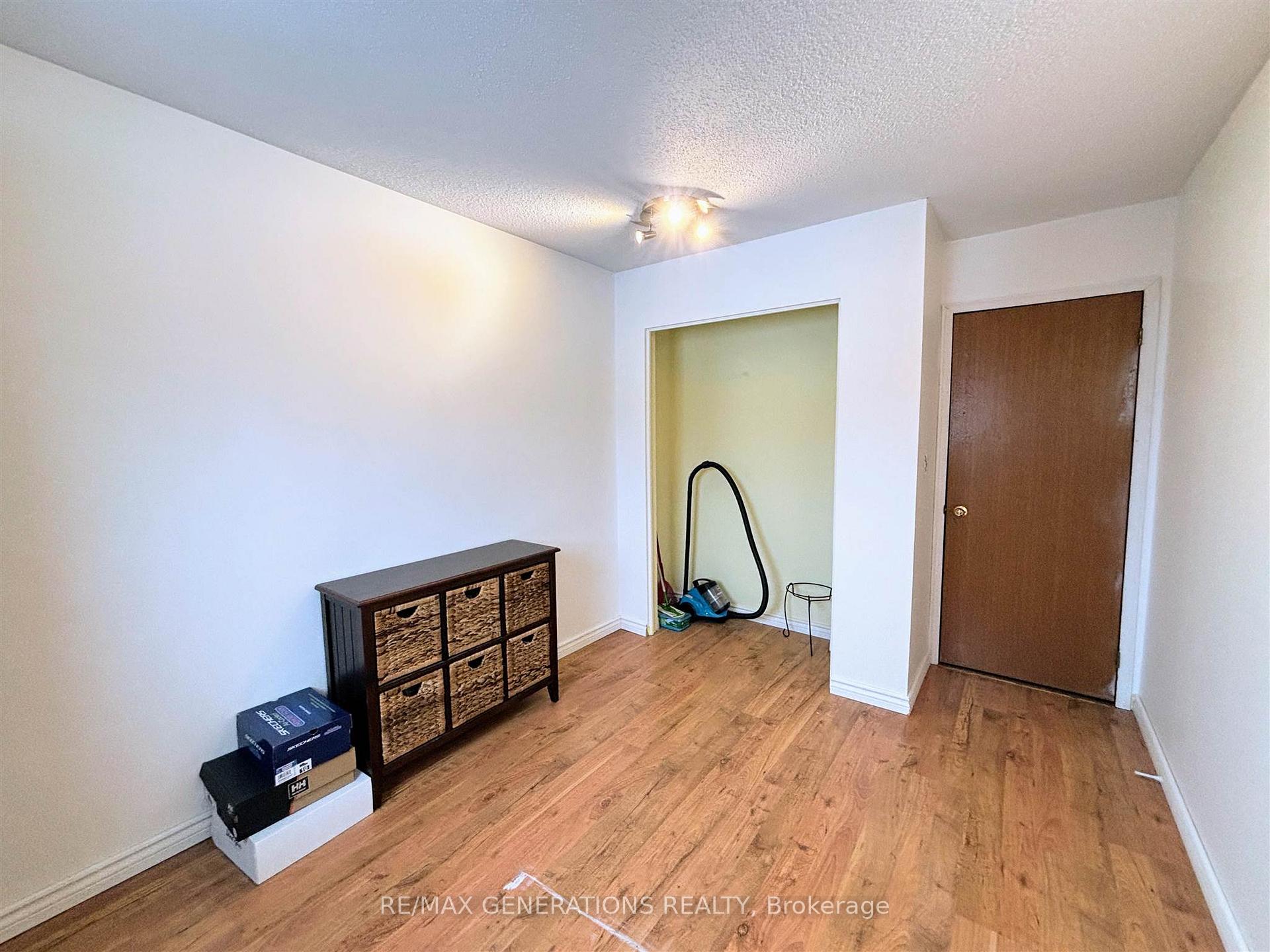 Photo 21 of 27 McFarland Street, Marathon — HOMEH