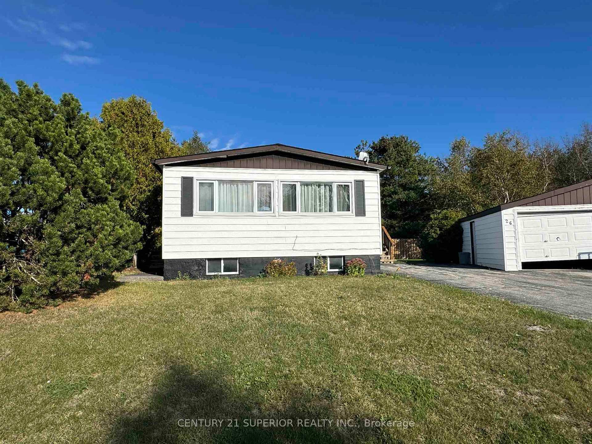 Front of 26 Lynx Avenue