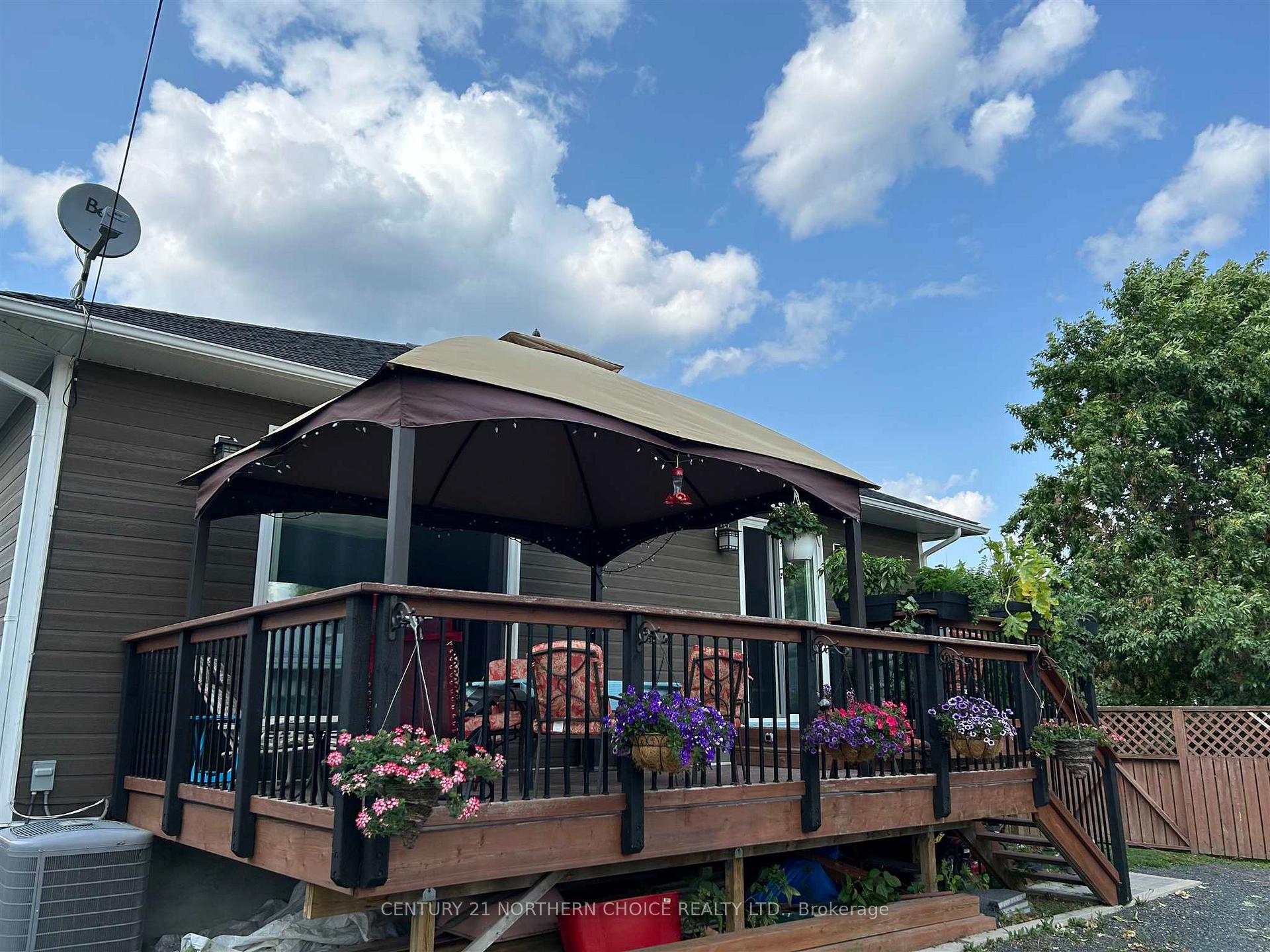 Photo 48 of 641 Second Street, Fort Frances — HOMEH