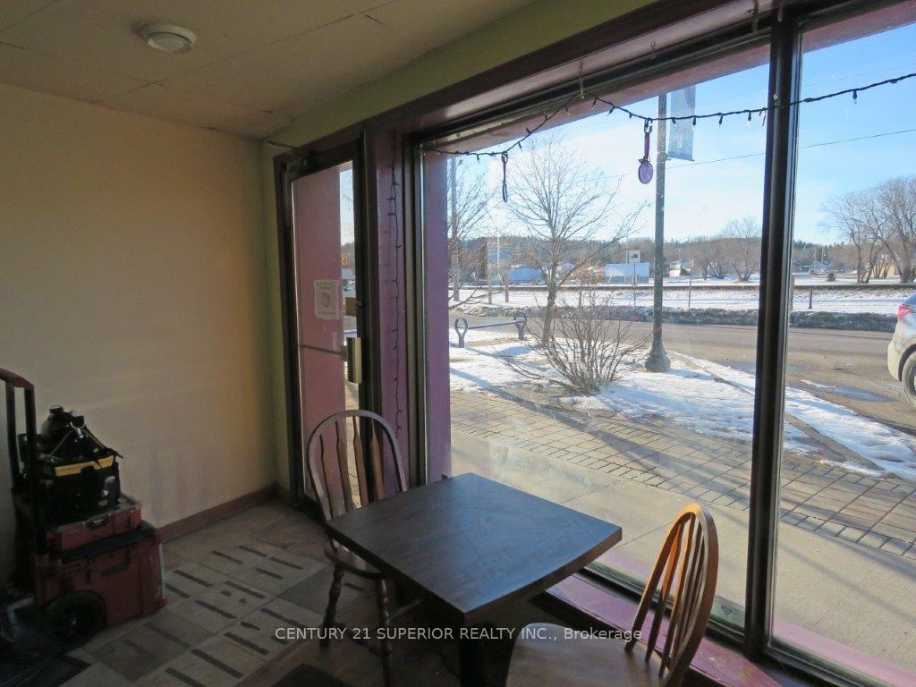 Photo 4 of 46 Front Street, Nipigon — HOMEH