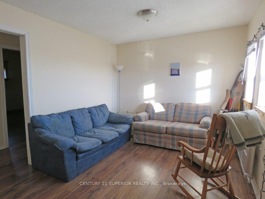 Photo 23 of 46 Front Street, Nipigon — HOMEH