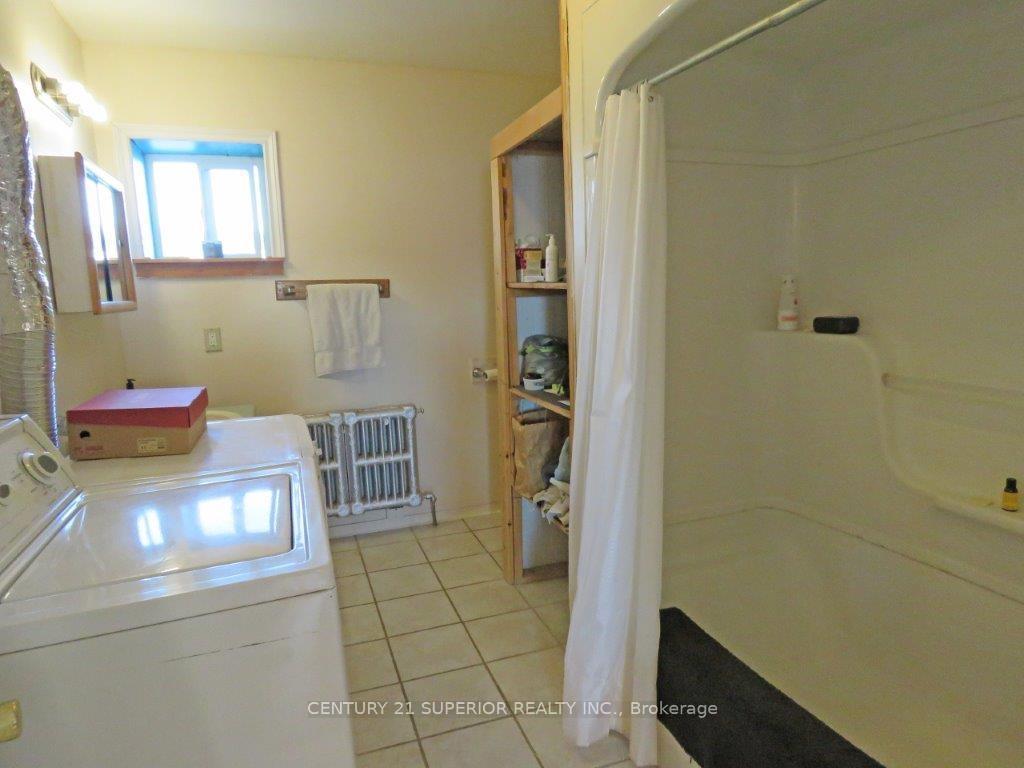 Photo 24 of 46 Front Street, Nipigon — HOMEH