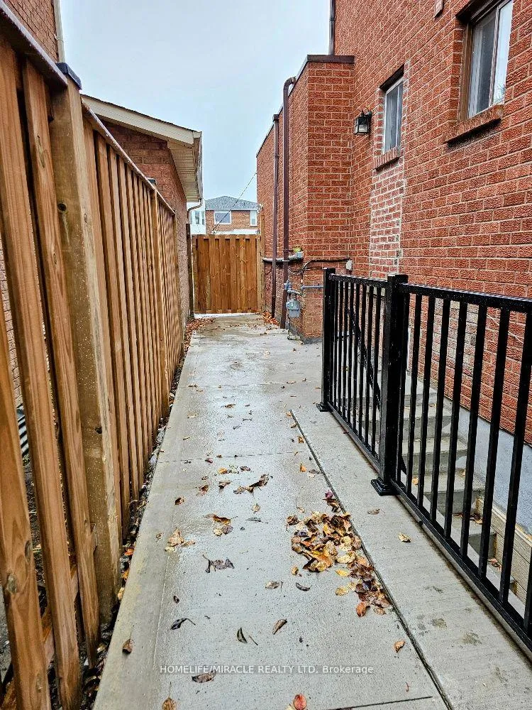 Photo 2 of Unit BSMT, 1682 Major Oaks Road, Pickering, Brock Ridge — HOMEH