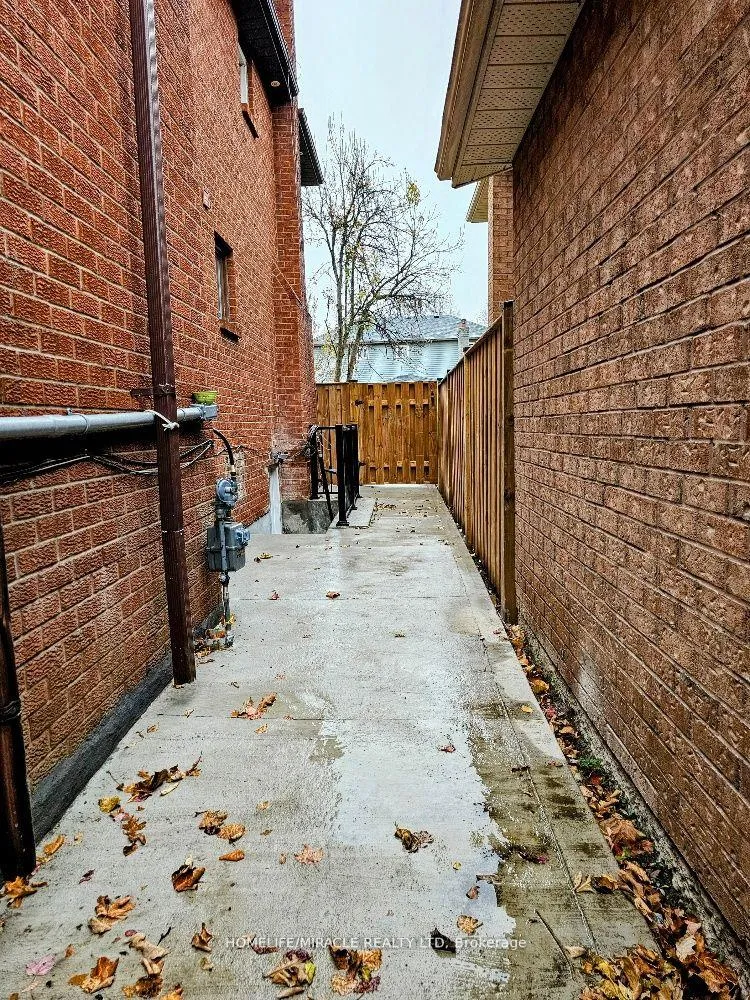 Photo 29 of Unit BSMT, 1682 Major Oaks Road, Pickering, Brock Ridge — HOMEH