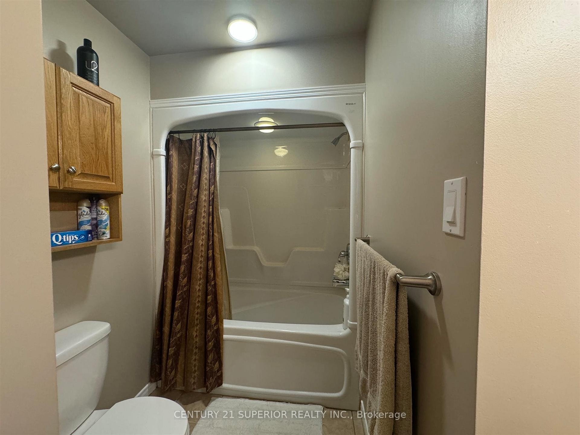 Photo 16 of 40 Van Horne Crescent, Marathon — HOMEH